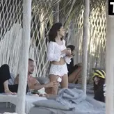 Chantel Jeffries голая #3042
