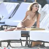 Chantel Jeffries голая #3983