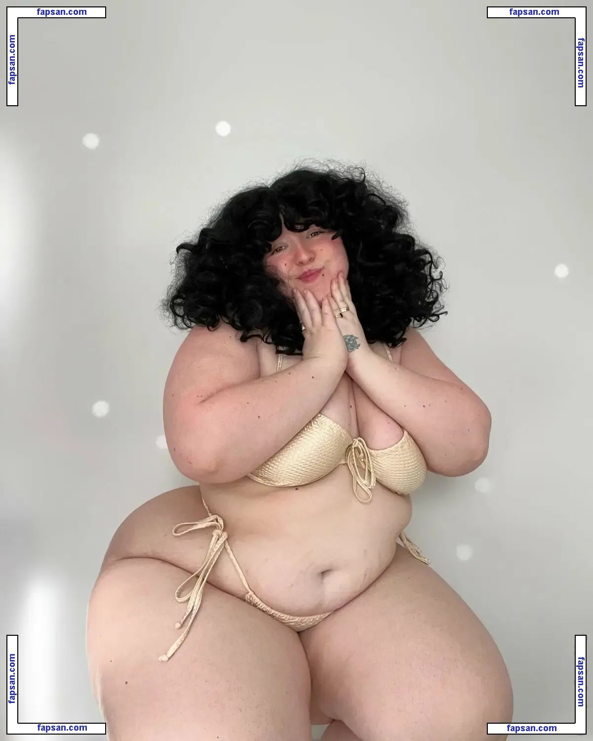 chantelsmithx nude photo #0015 from OnlyFans