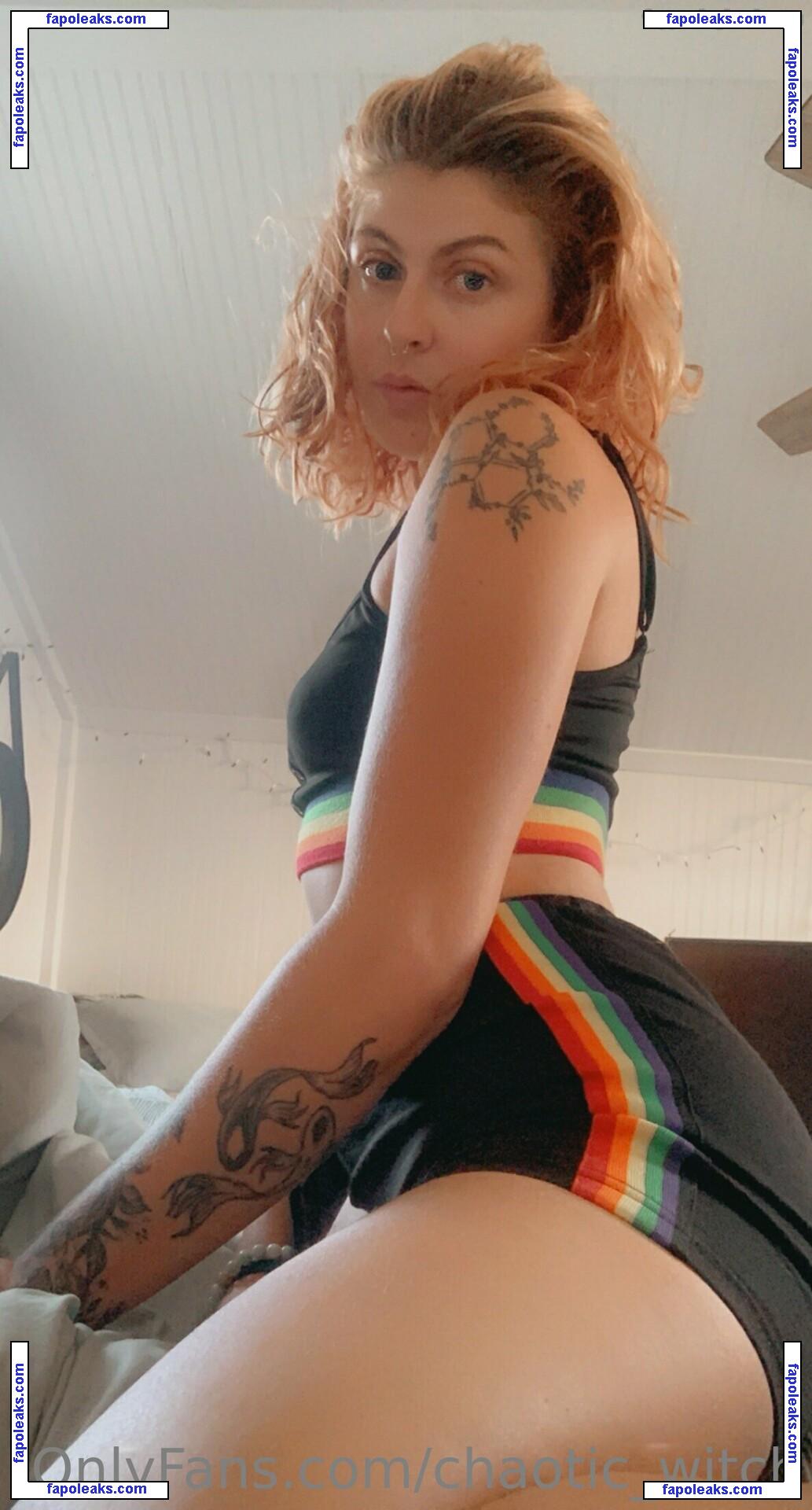 chaotic_witch nude photo #0004 from OnlyFans