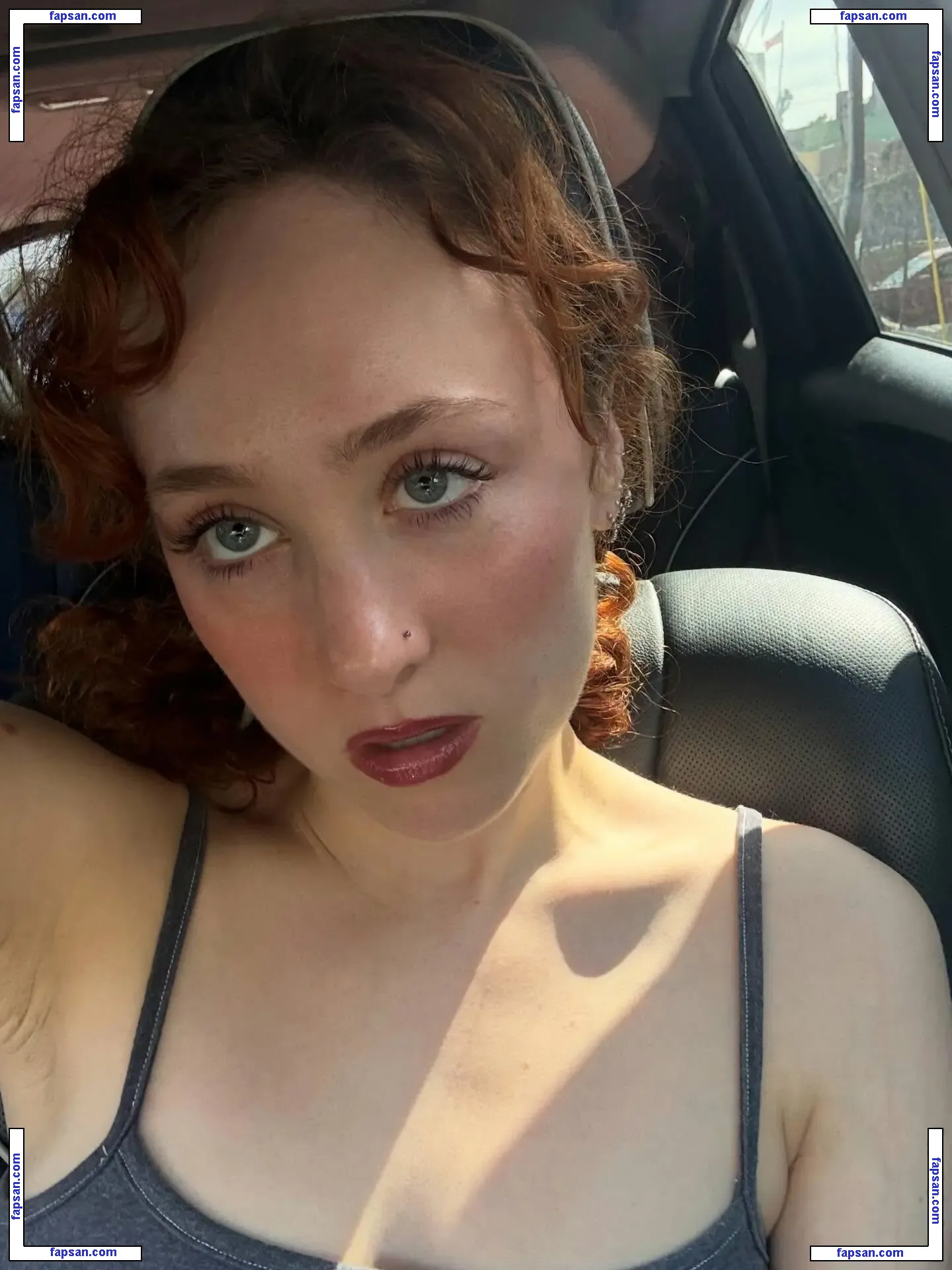 Chappell Roan голая фото #0131 с Онлифанс