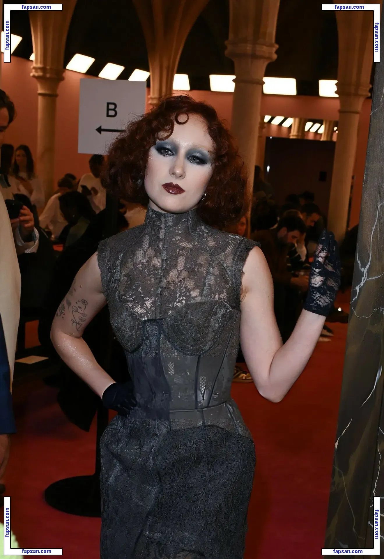 Chappell Roan голая фото #0203 с Онлифанс