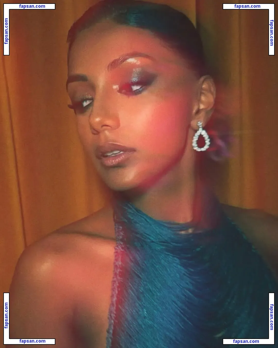 Charithra Chandran nude photo #0003 from OnlyFans