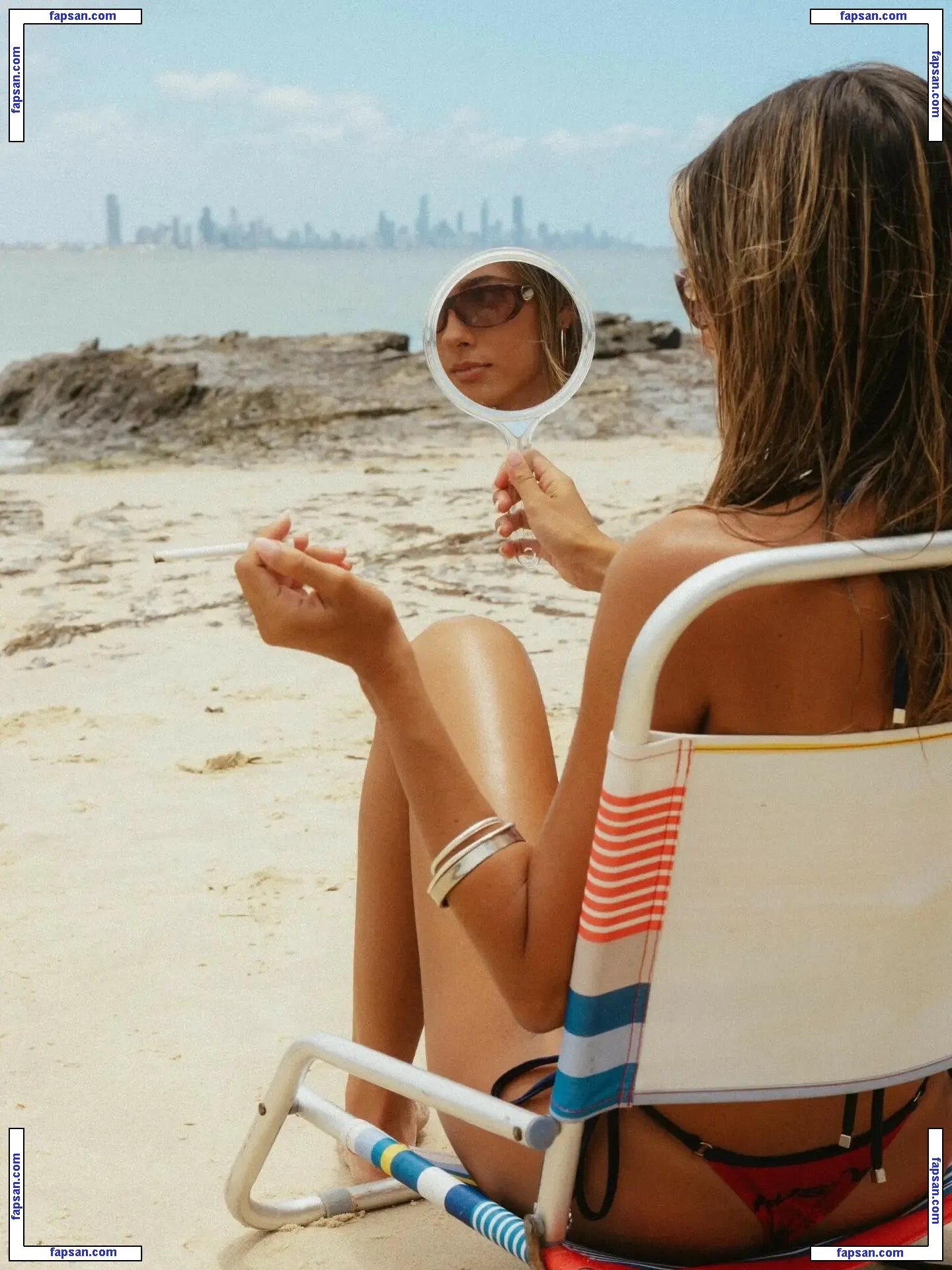 Charli Tas голая фото #0002 с Онлифанс