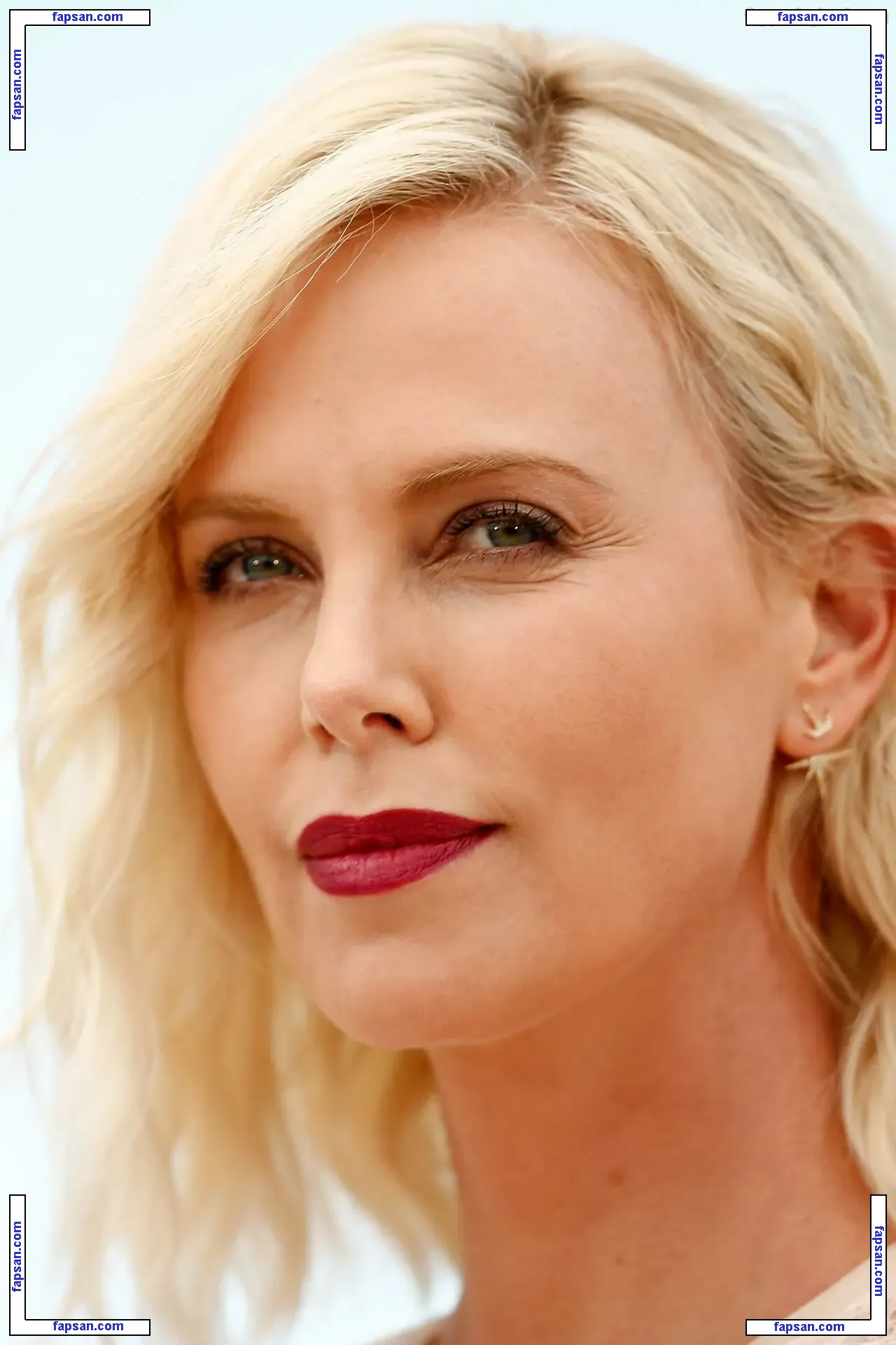 Charlize Theron голая фото #1743 с Онлифанс