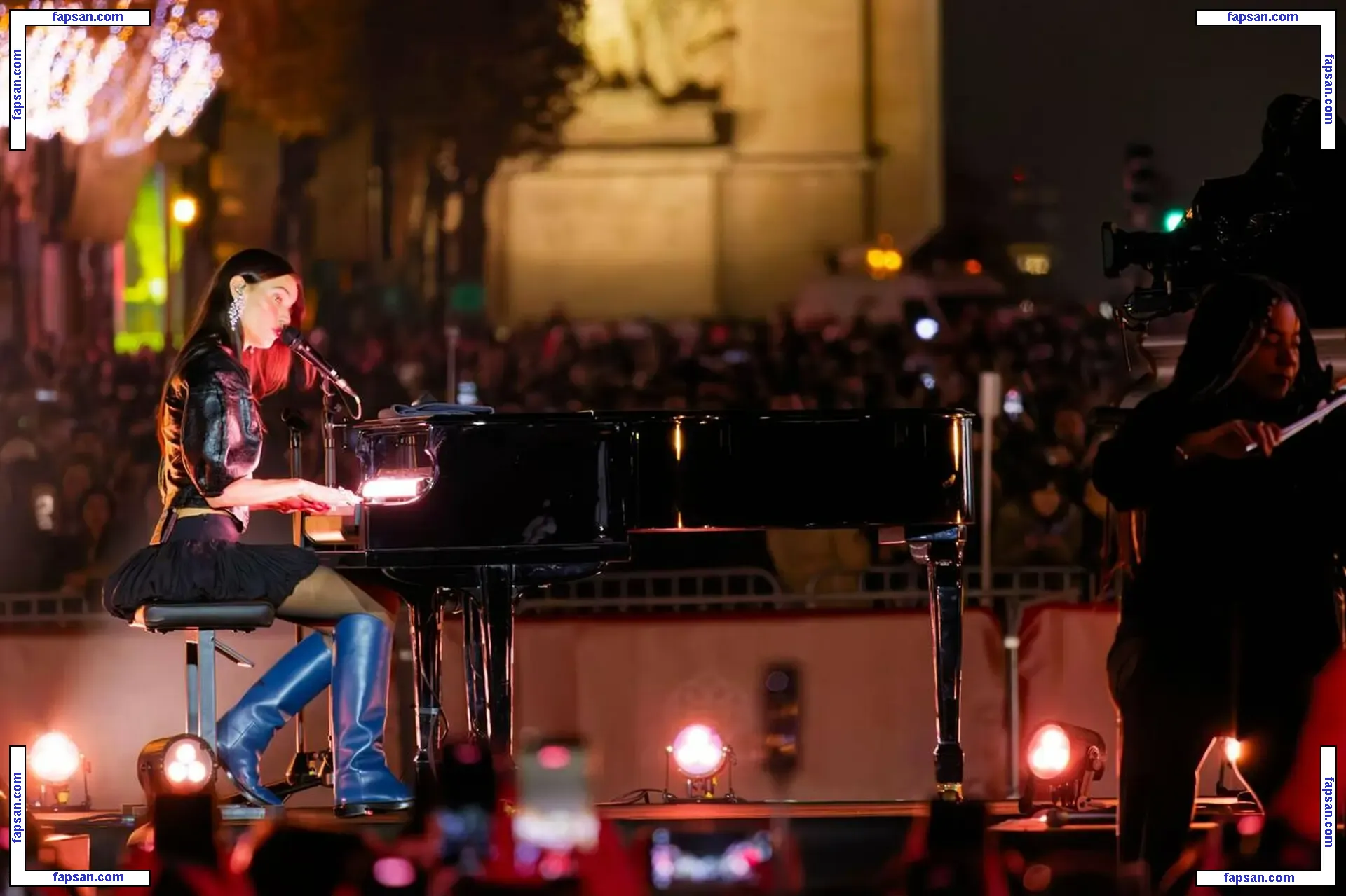 Charlotte Cardin nude photo #0082 from OnlyFans