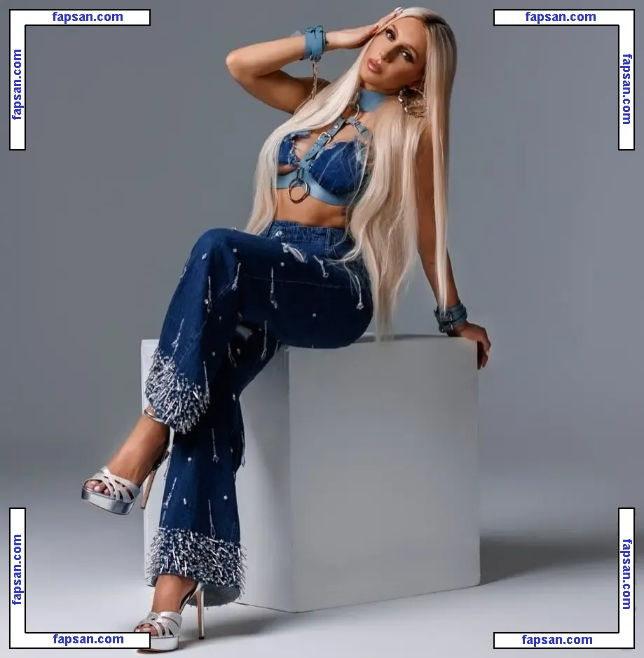 Charlotte Flair голая фото #0090 с Онлифанс