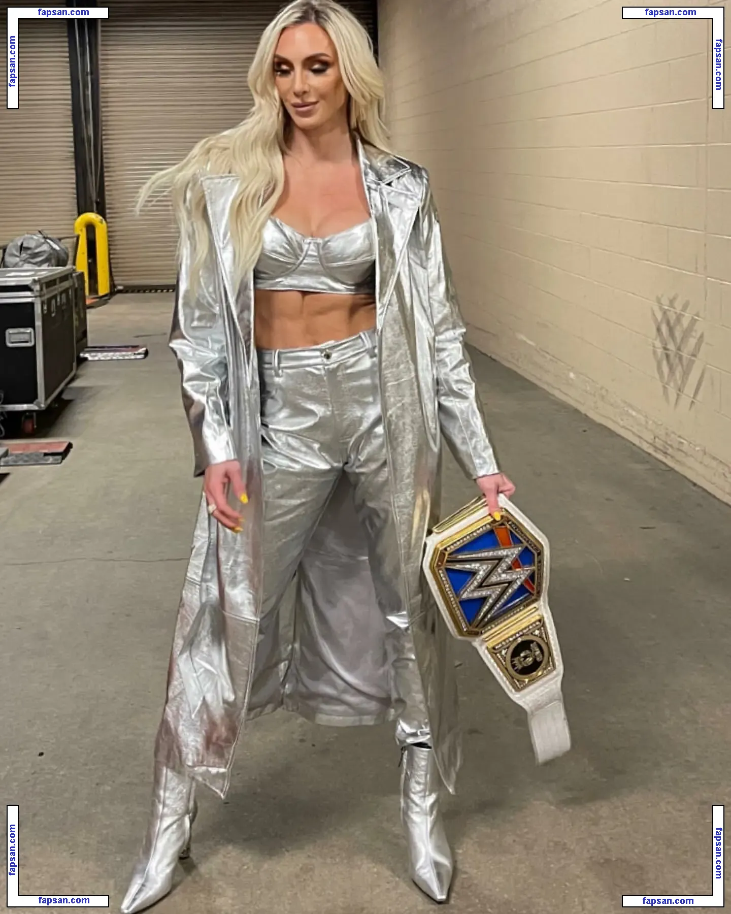Charlotte Flair голая фото #0100 с Онлифанс