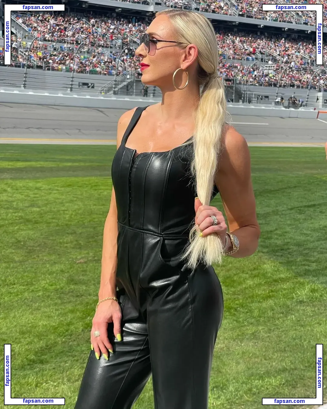 Charlotte Flair голая фото #0107 с Онлифанс
