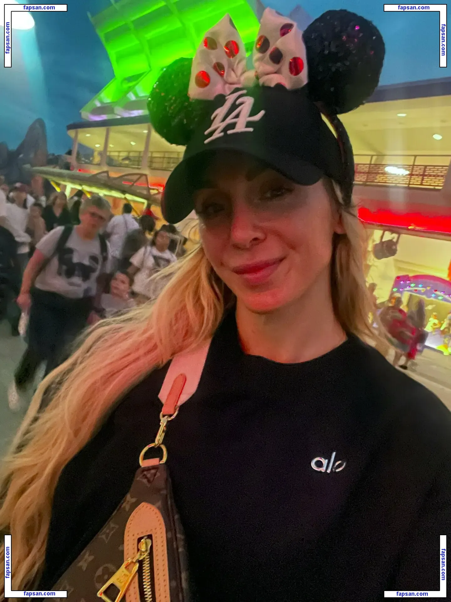 Charlotte Flair nude photo #0367 from OnlyFans