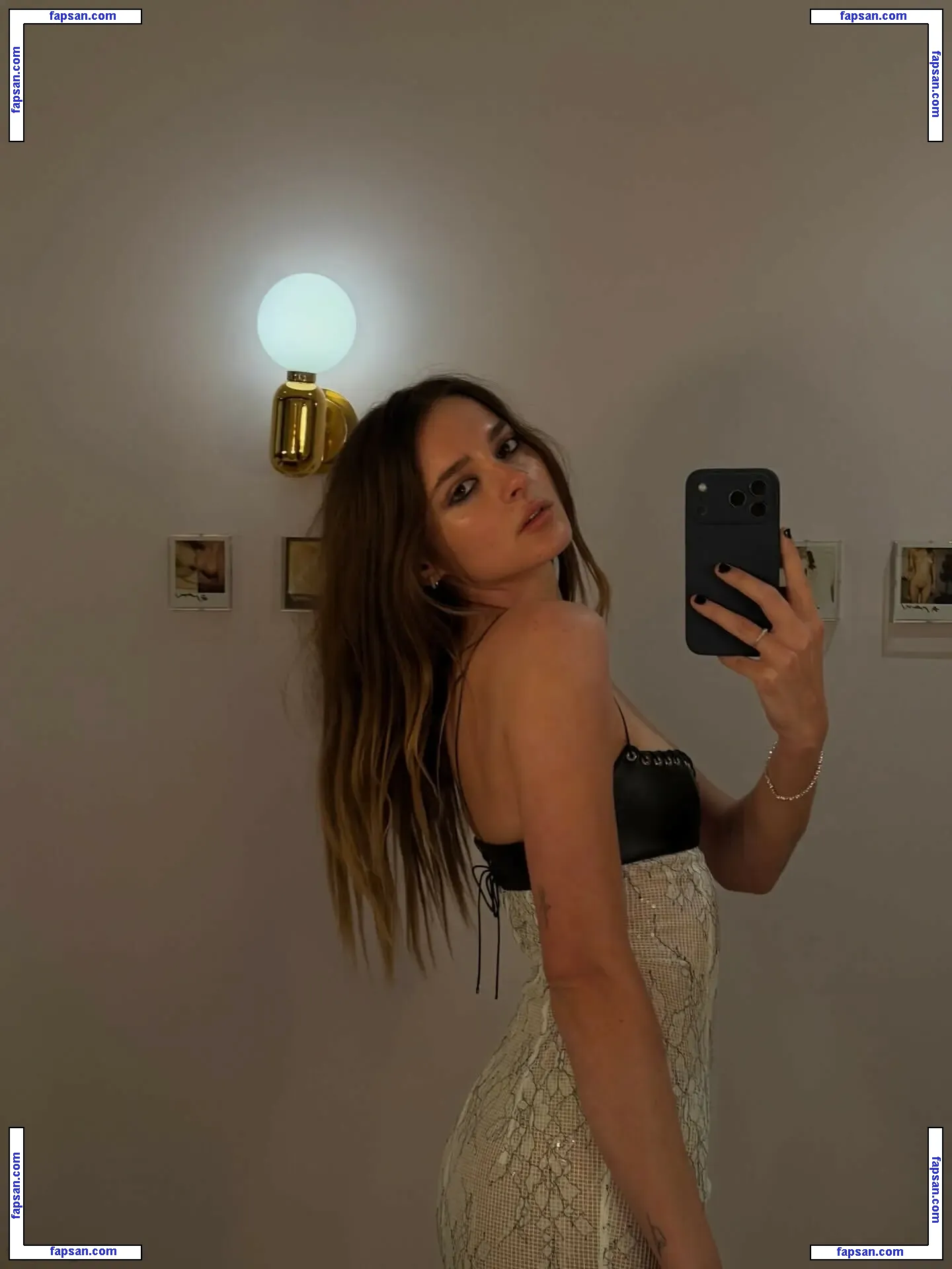 Charlotte Lawrence nude photo #1177 from OnlyFans