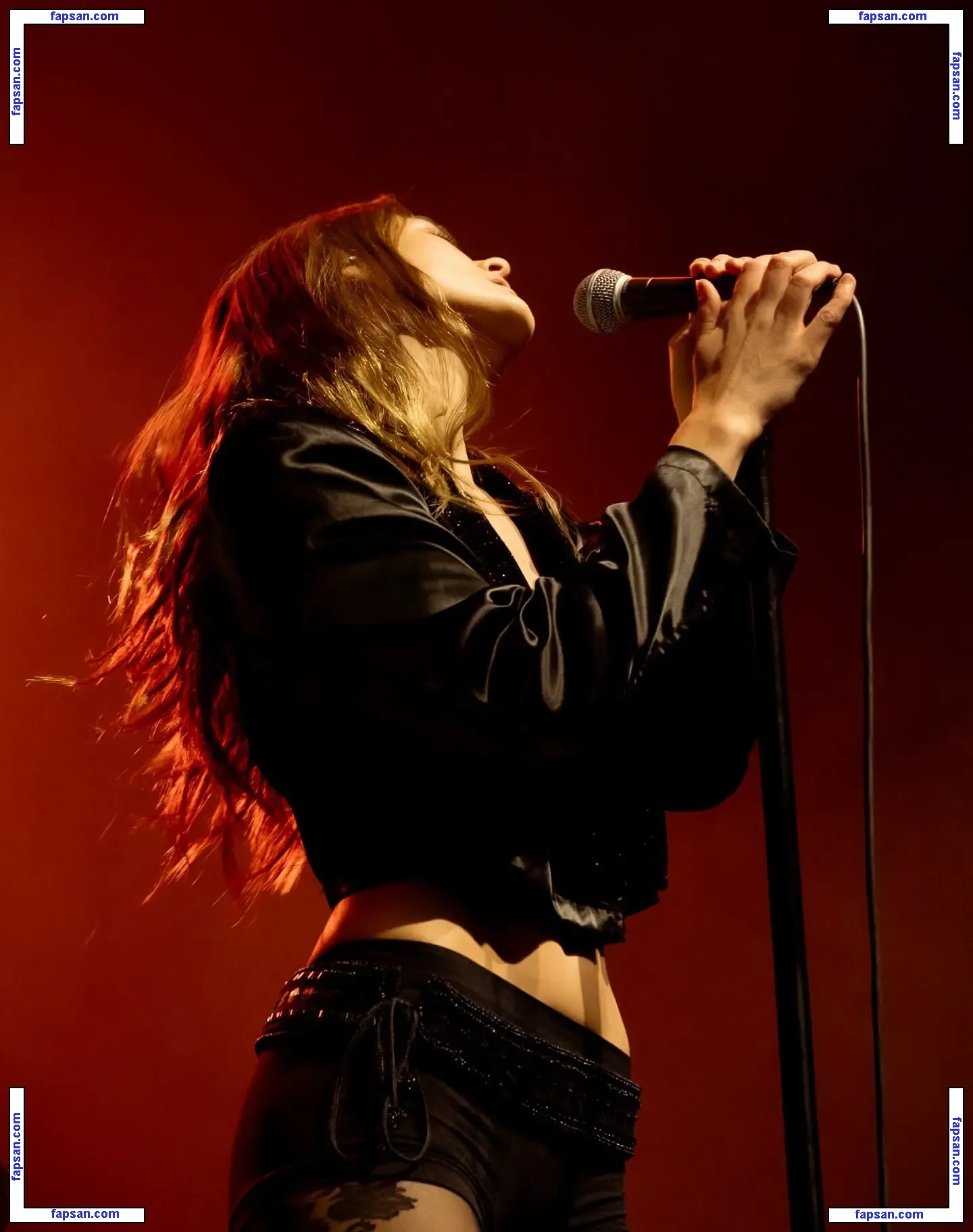 Charlotte Lawrence nude photo #1182 from OnlyFans