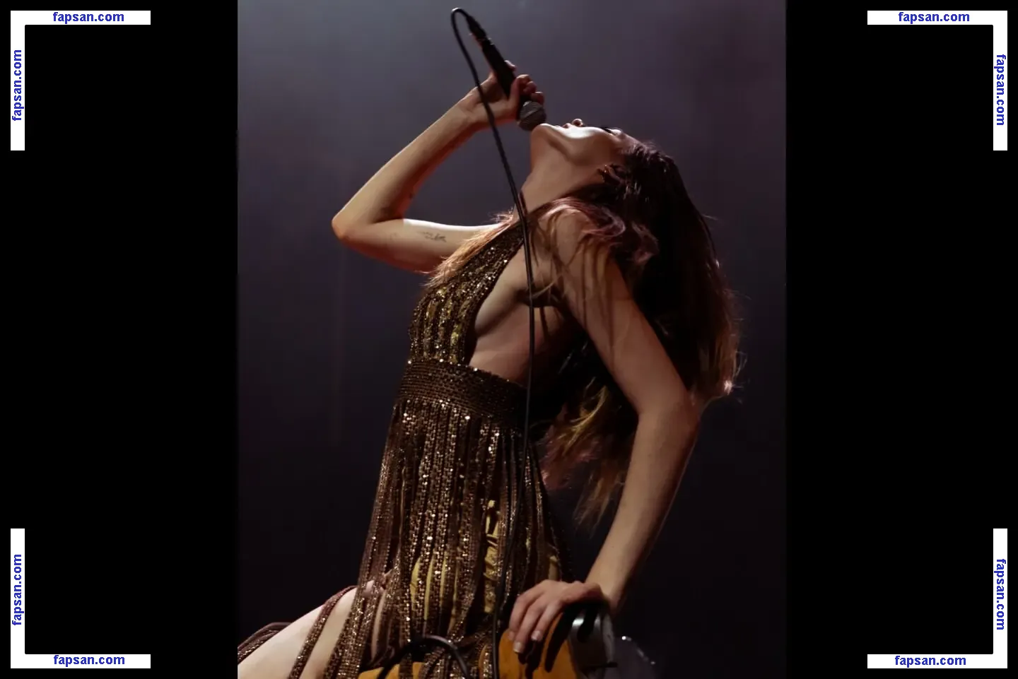 Charlotte Lawrence nude photo #1201 from OnlyFans