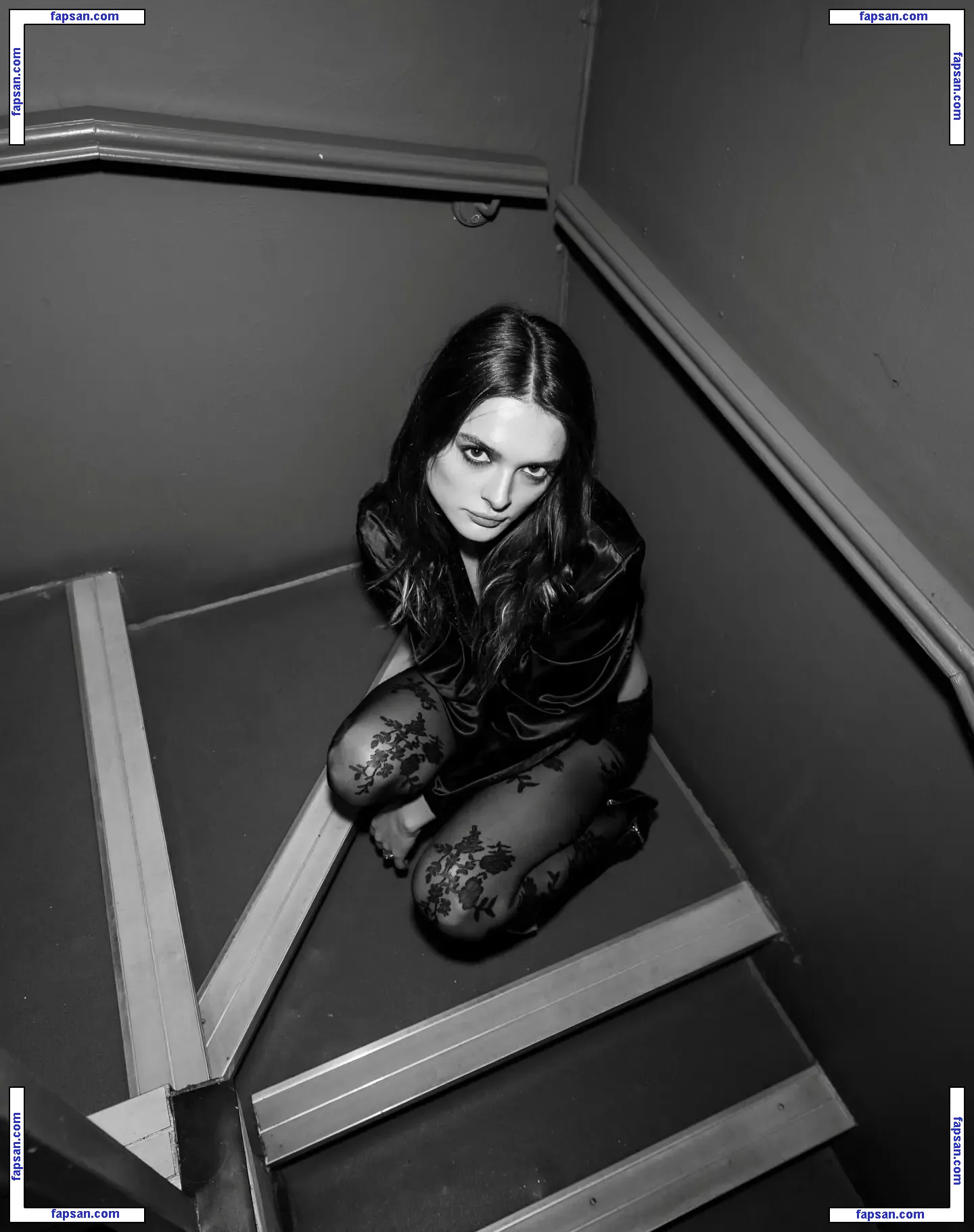 Charlotte Lawrence nude photo #1207 from OnlyFans