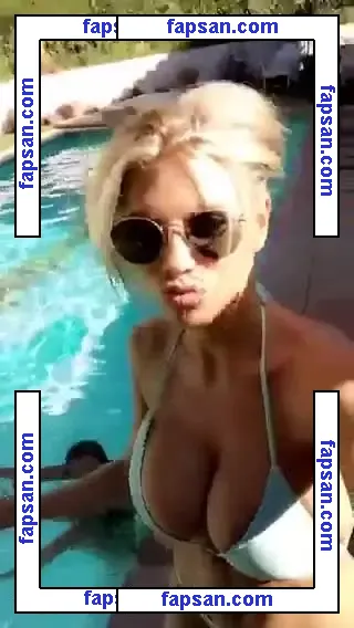 Charlotte McKinney nude photo #2338 from OnlyFans