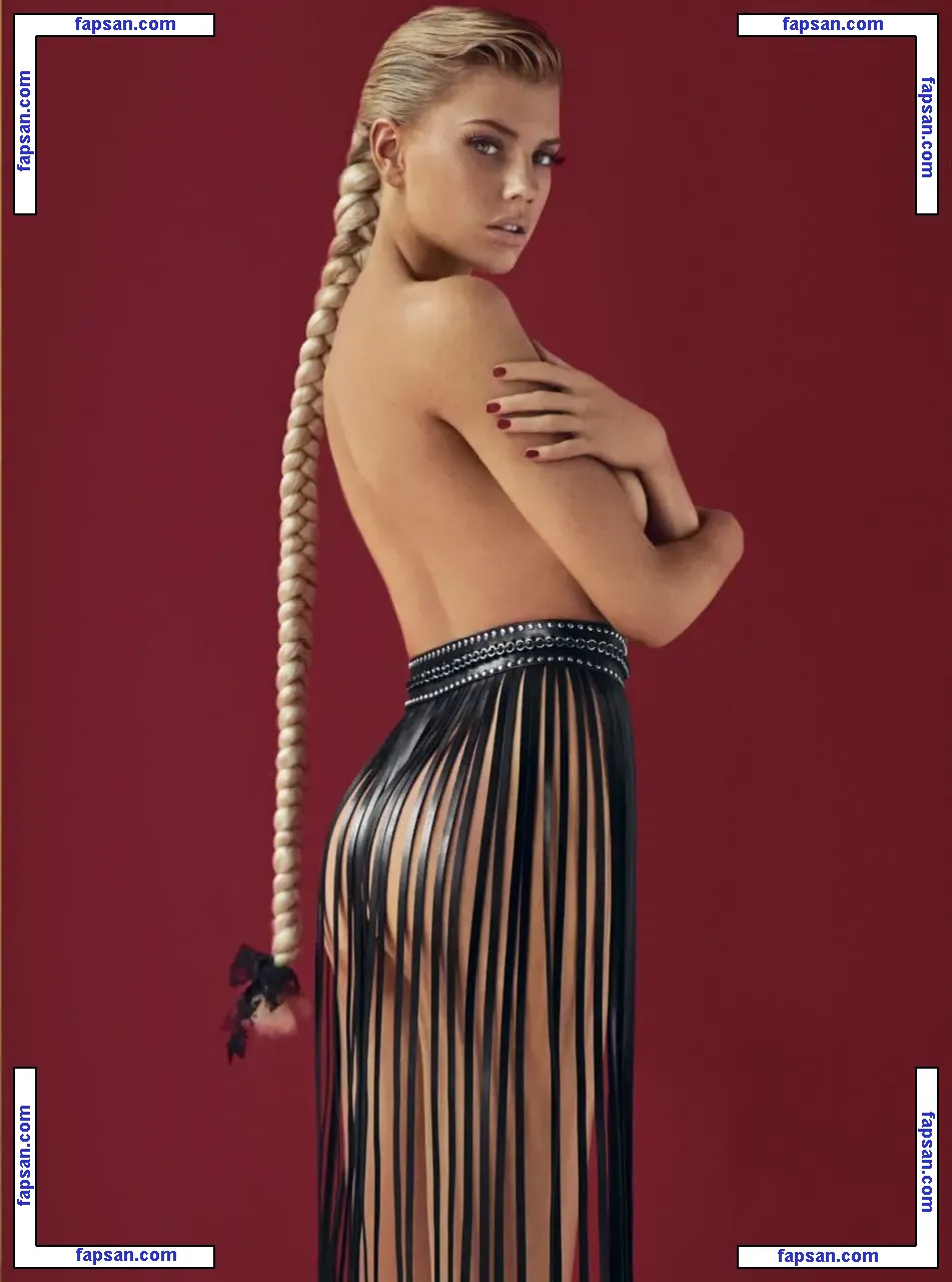 Charlotte McKinney nude photo #2377 from OnlyFans