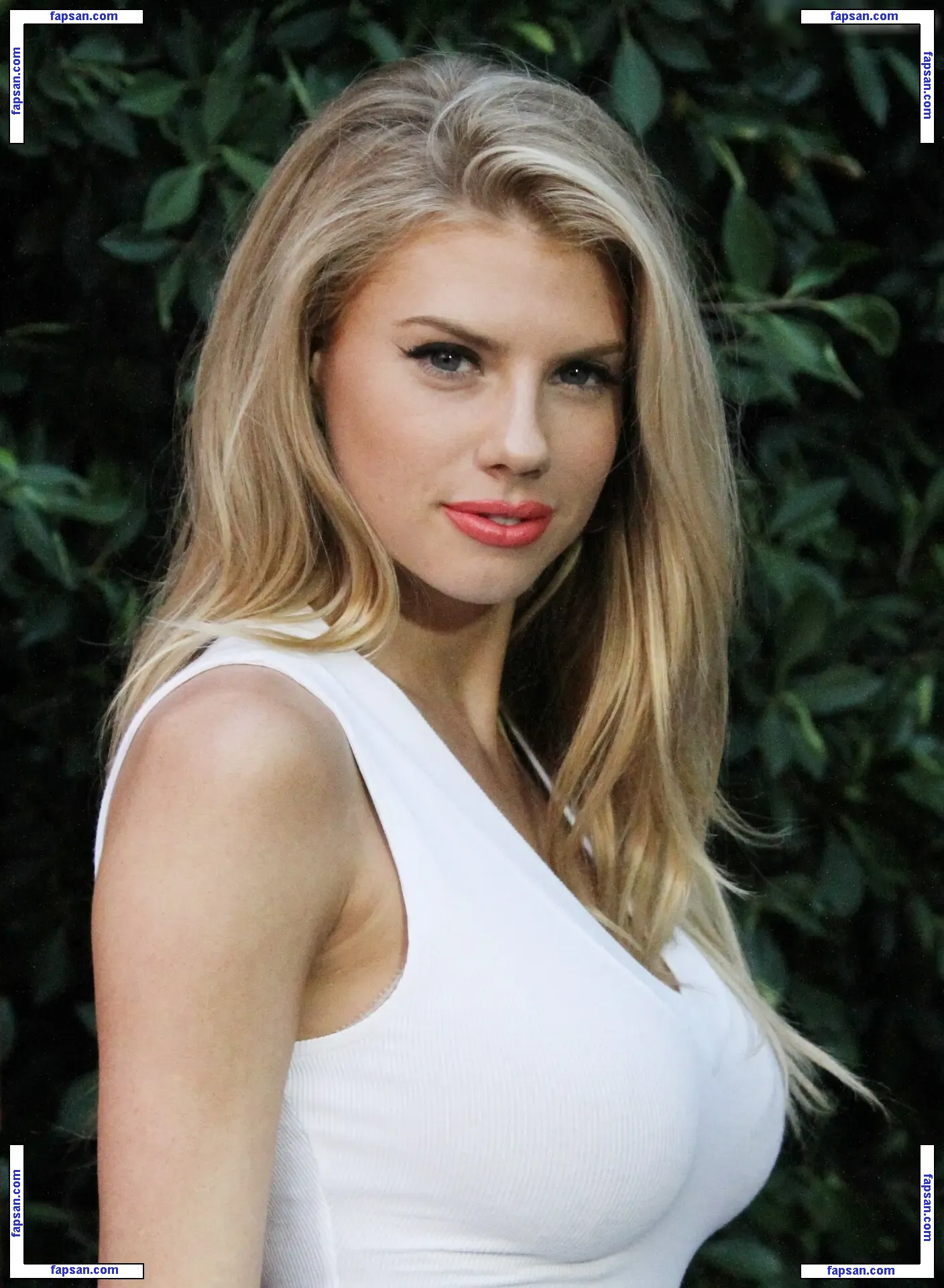 Charlotte McKinney nude photo #5735 from OnlyFans