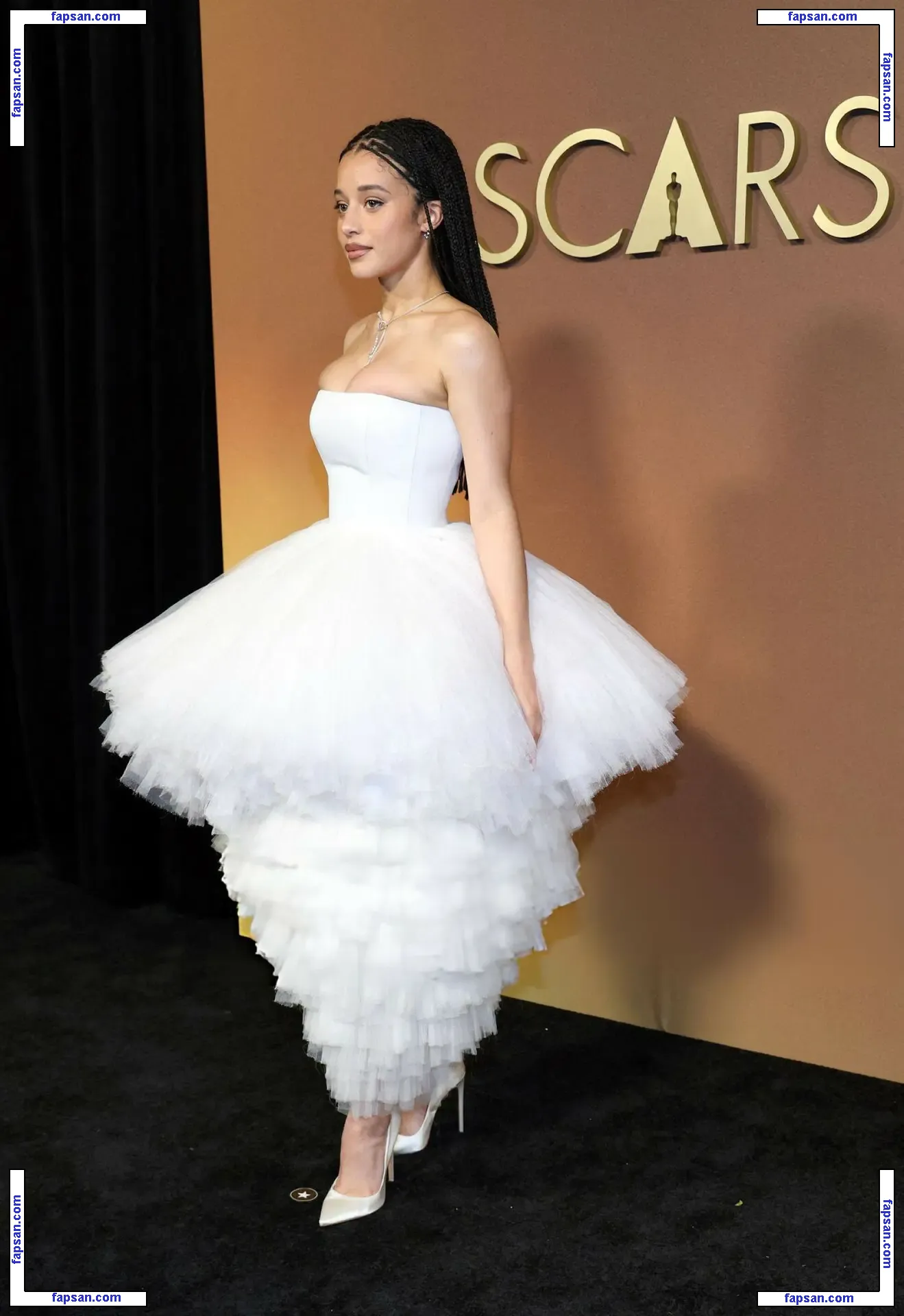 Chase Infiniti голая фото #0037 с Онлифанс