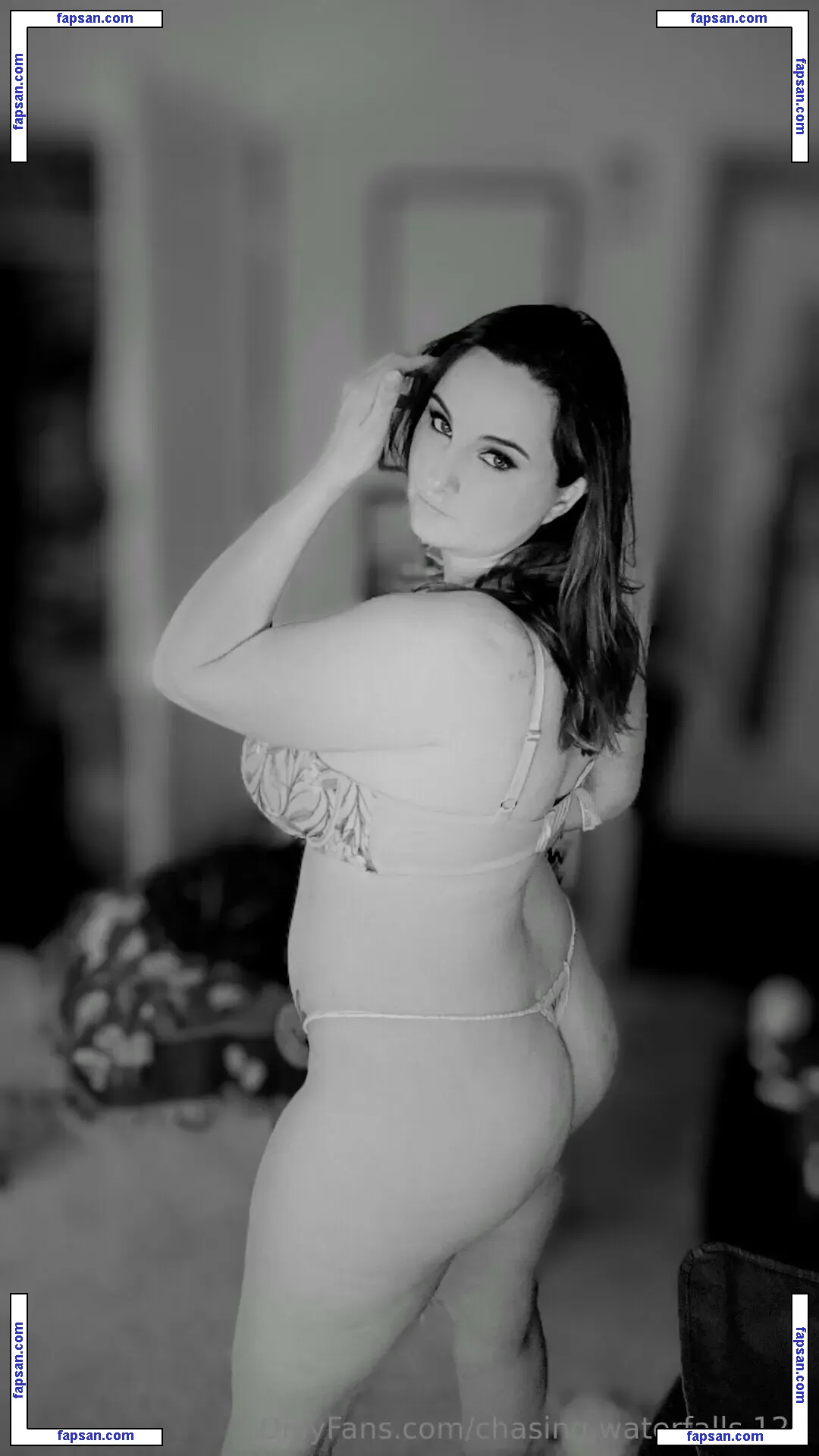 chasing.waterfalls.123 nude photo #0011 from OnlyFans