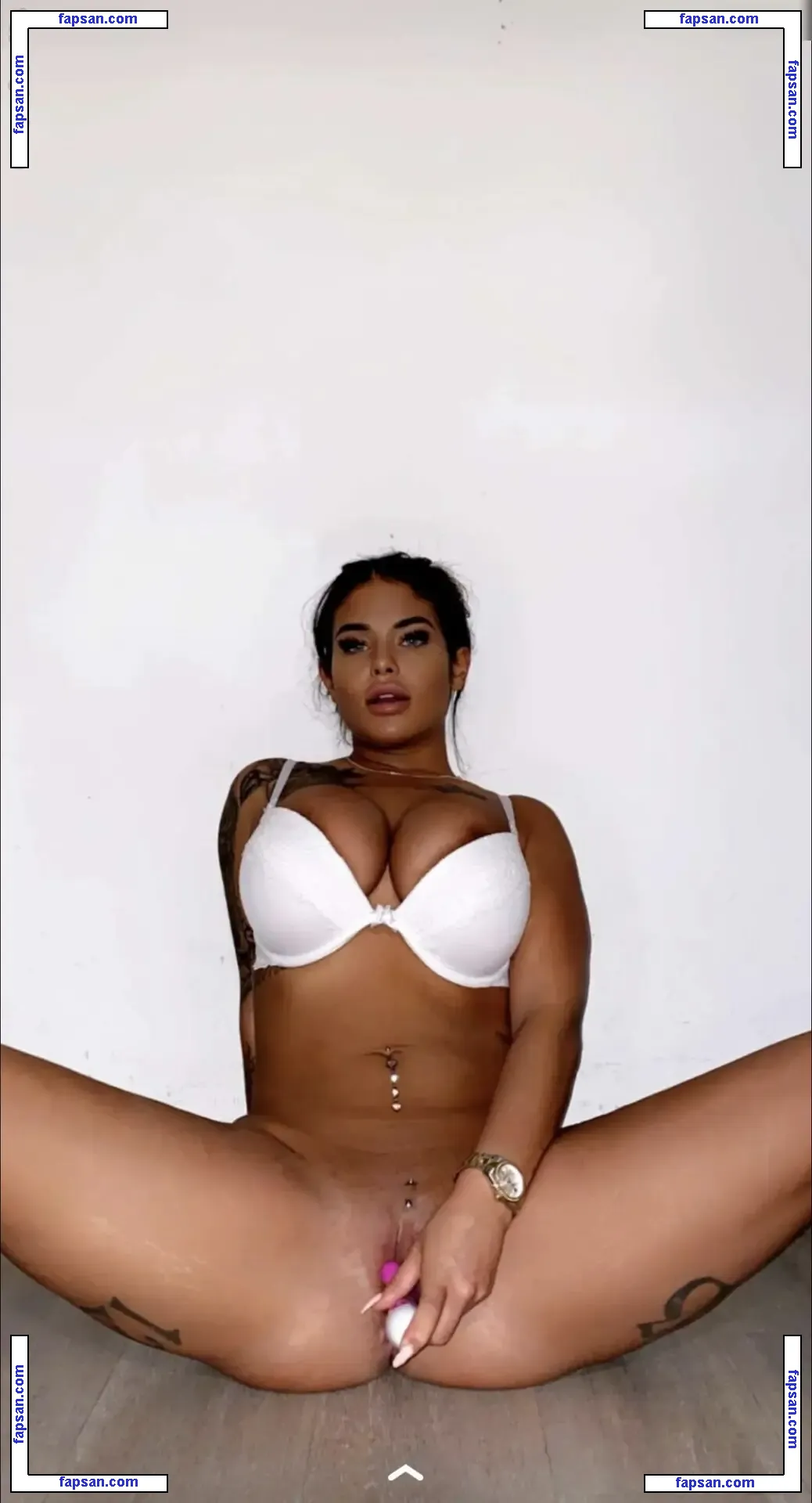 Chaya Aywa nude photo #0022 from OnlyFans