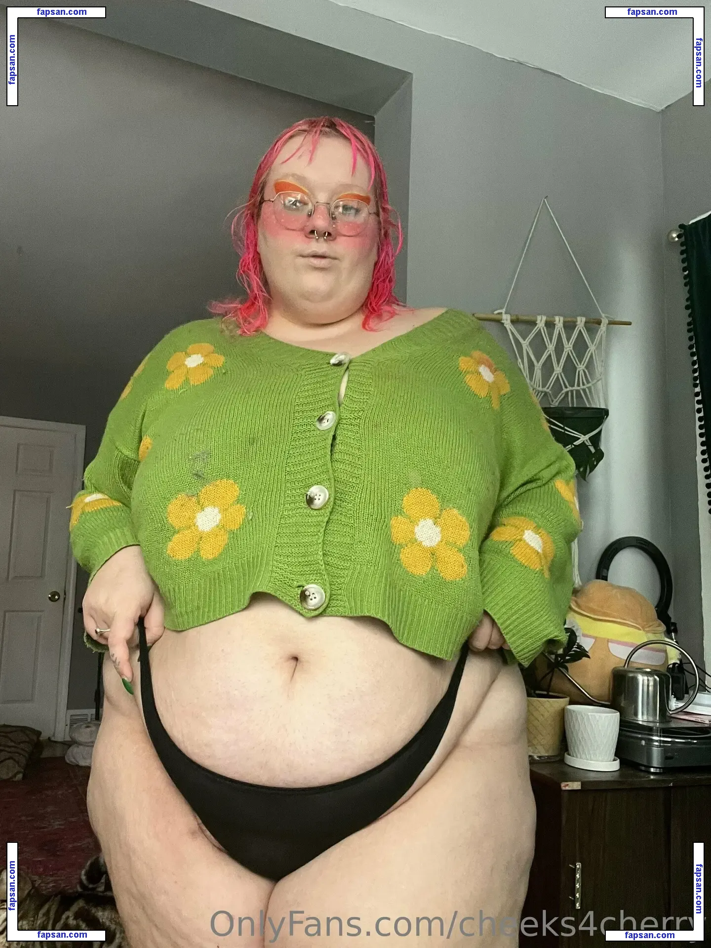 cheeks4cherry nude photo #0007 from OnlyFans