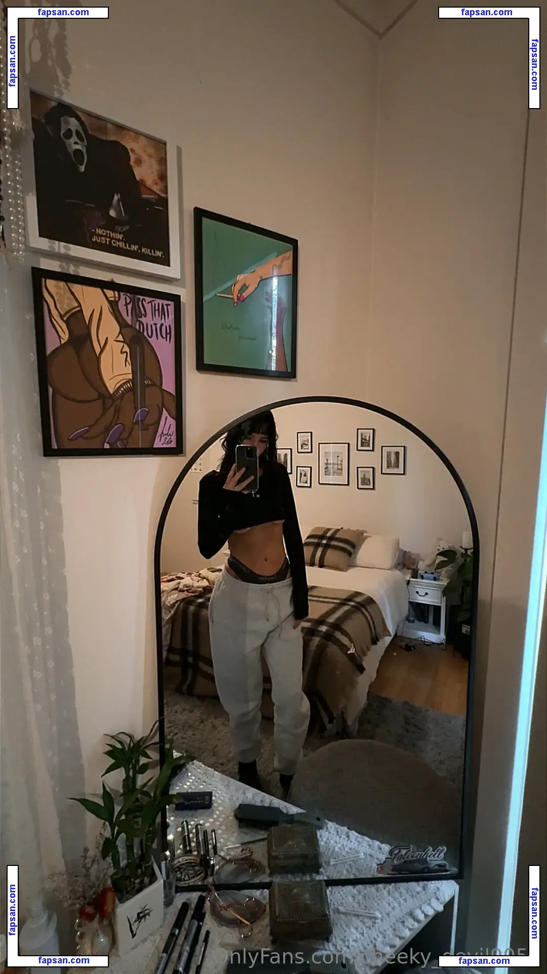 cheeky_devil9054 nude photo #0012 from OnlyFans