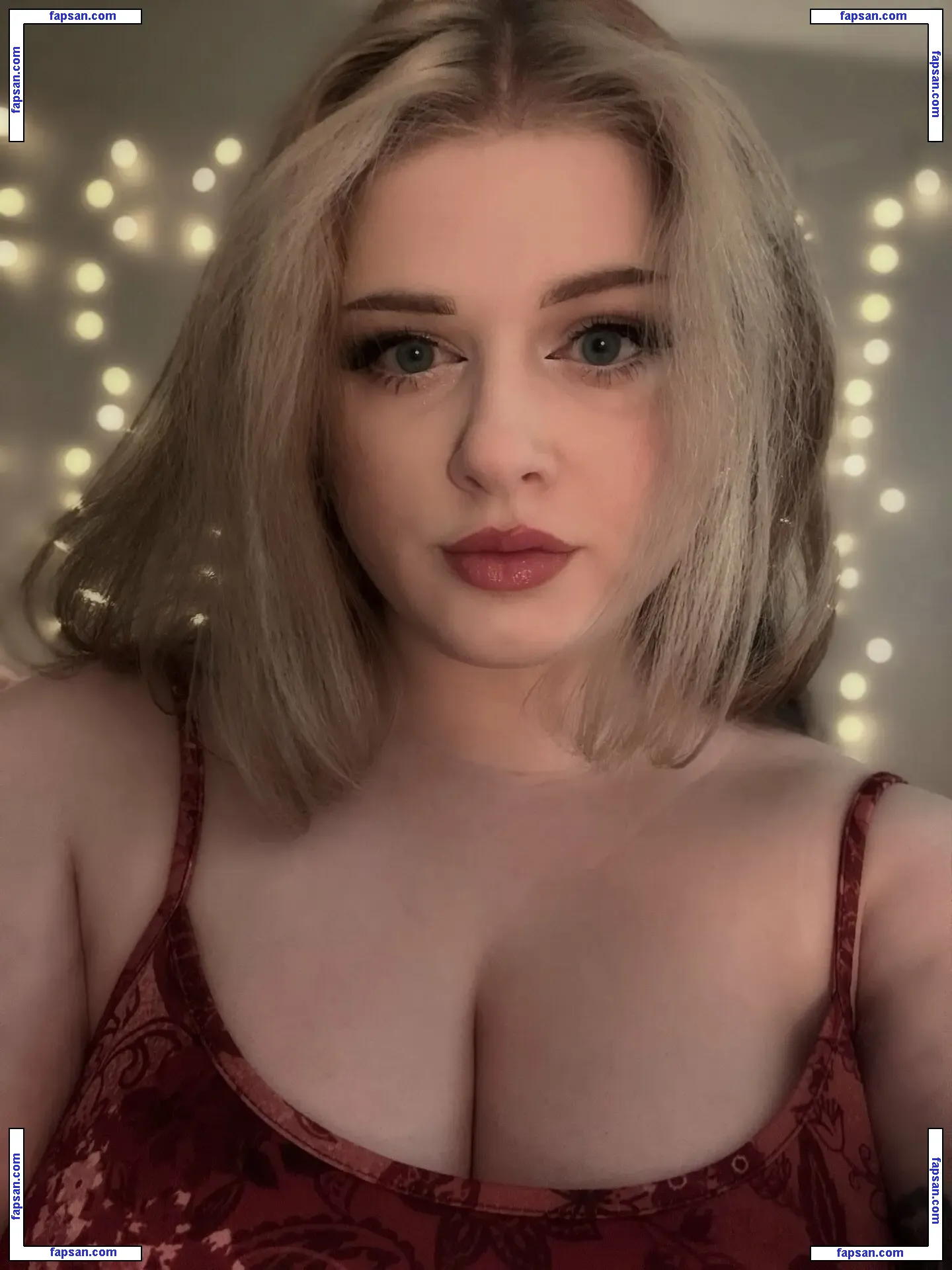 CheersItsKatie nude photo #0011 from OnlyFans