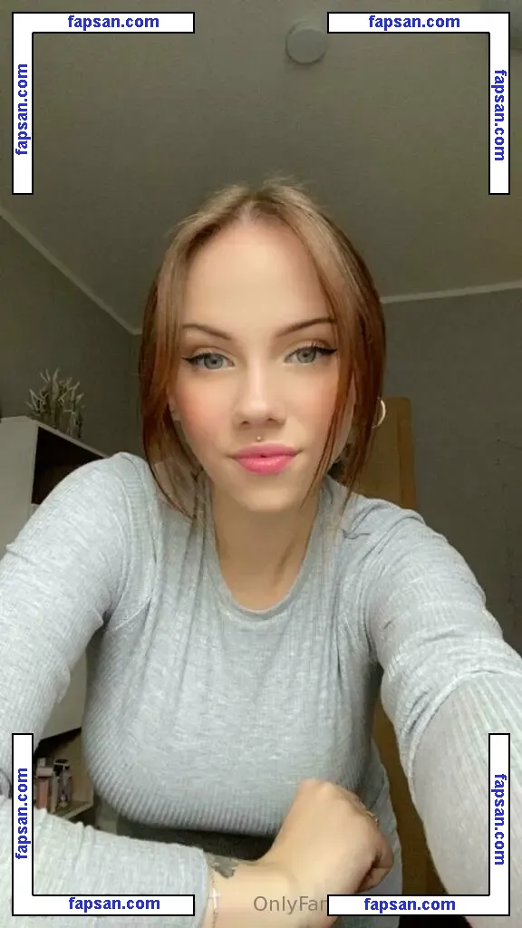 Chellie_Love nude photo #0003 from OnlyFans