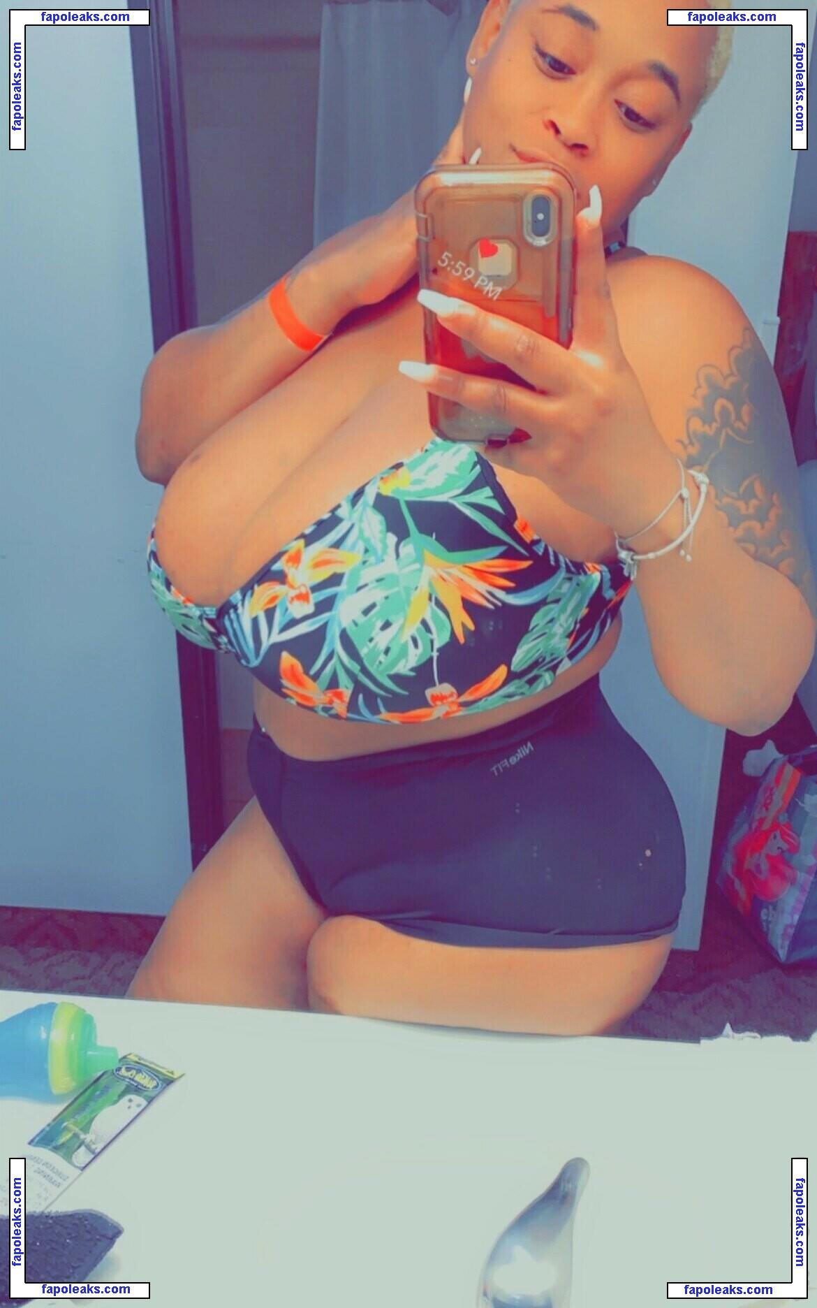 ChellMzDonald / chelld94 / chelle_booo nude photo #0015 from OnlyFans