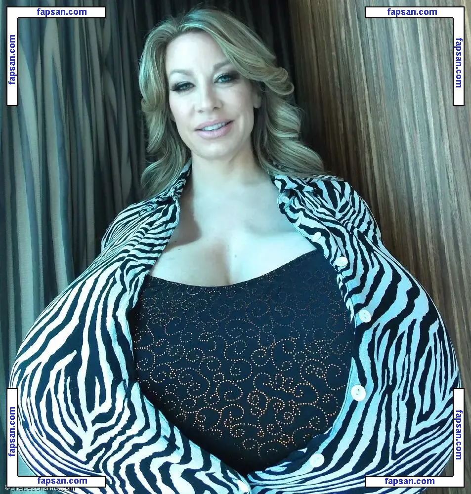 Chelsea Charms nude photo #0193 from OnlyFans