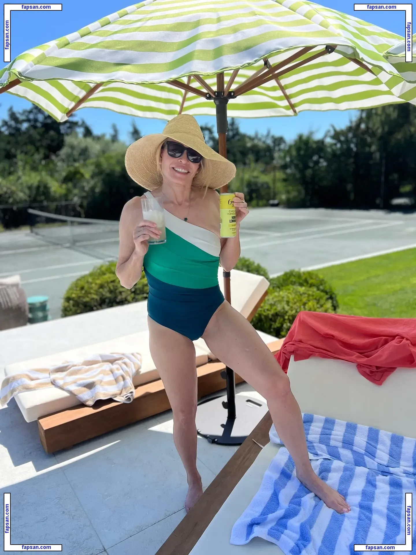 Chelsea Handler nude photo #0415 from OnlyFans