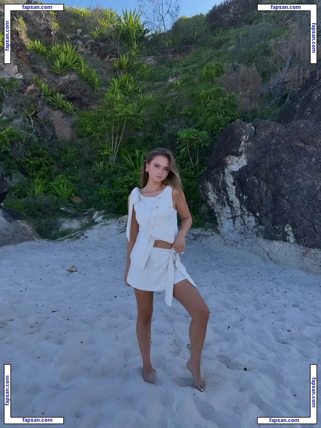 Chelsea Mayer / chelsea.m.2007 / chelsea.m.07 голая фото #0012 с Онлифанс