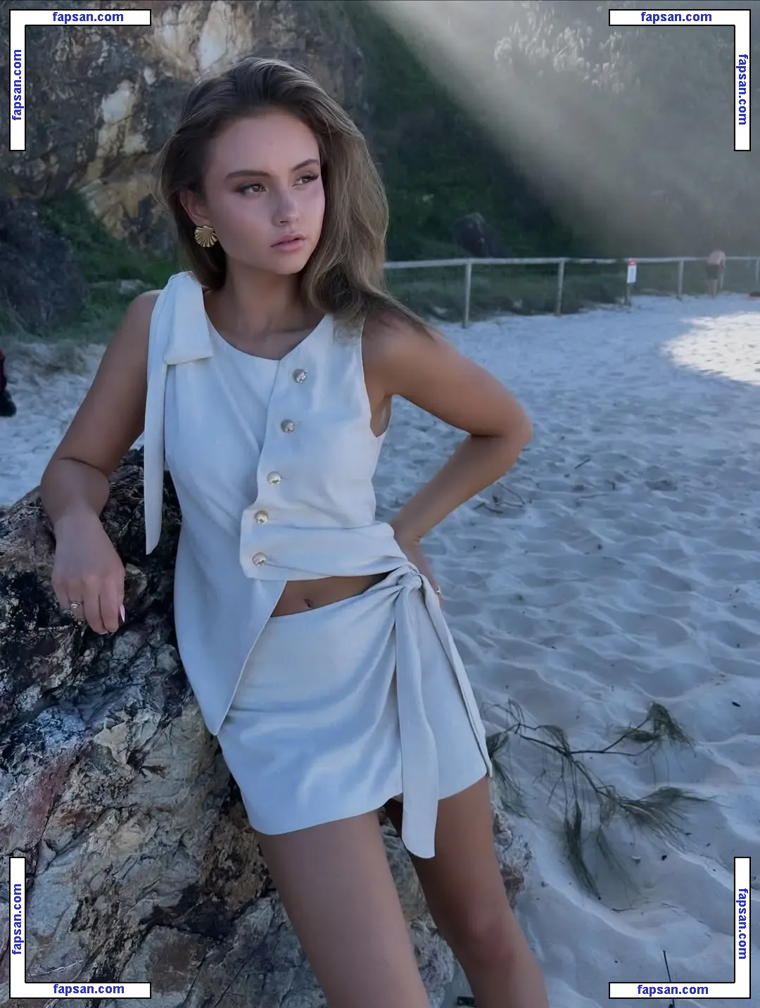 Chelsea Mayer / chelsea.m.2007 / chelsea.m.07 голая фото #0017 с Онлифанс