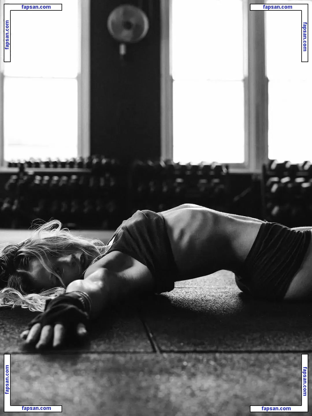 Chelsea Pearce голая фото #0066 с Онлифанс