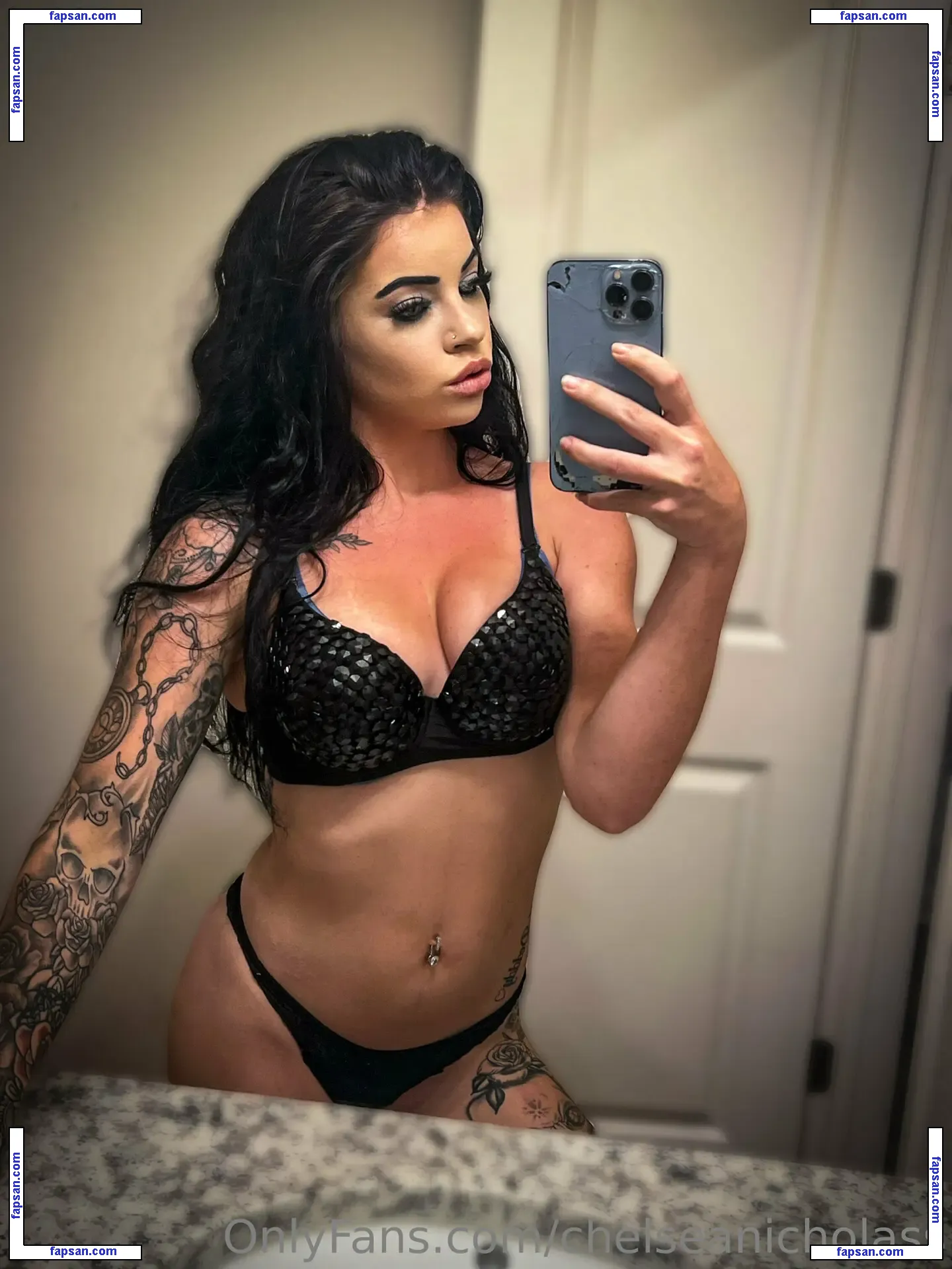 ChelseaNicholass nude photo #0002 from OnlyFans