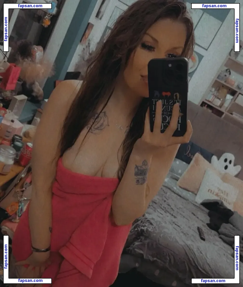 chelsiemarie1995 nude photo #0002 from OnlyFans