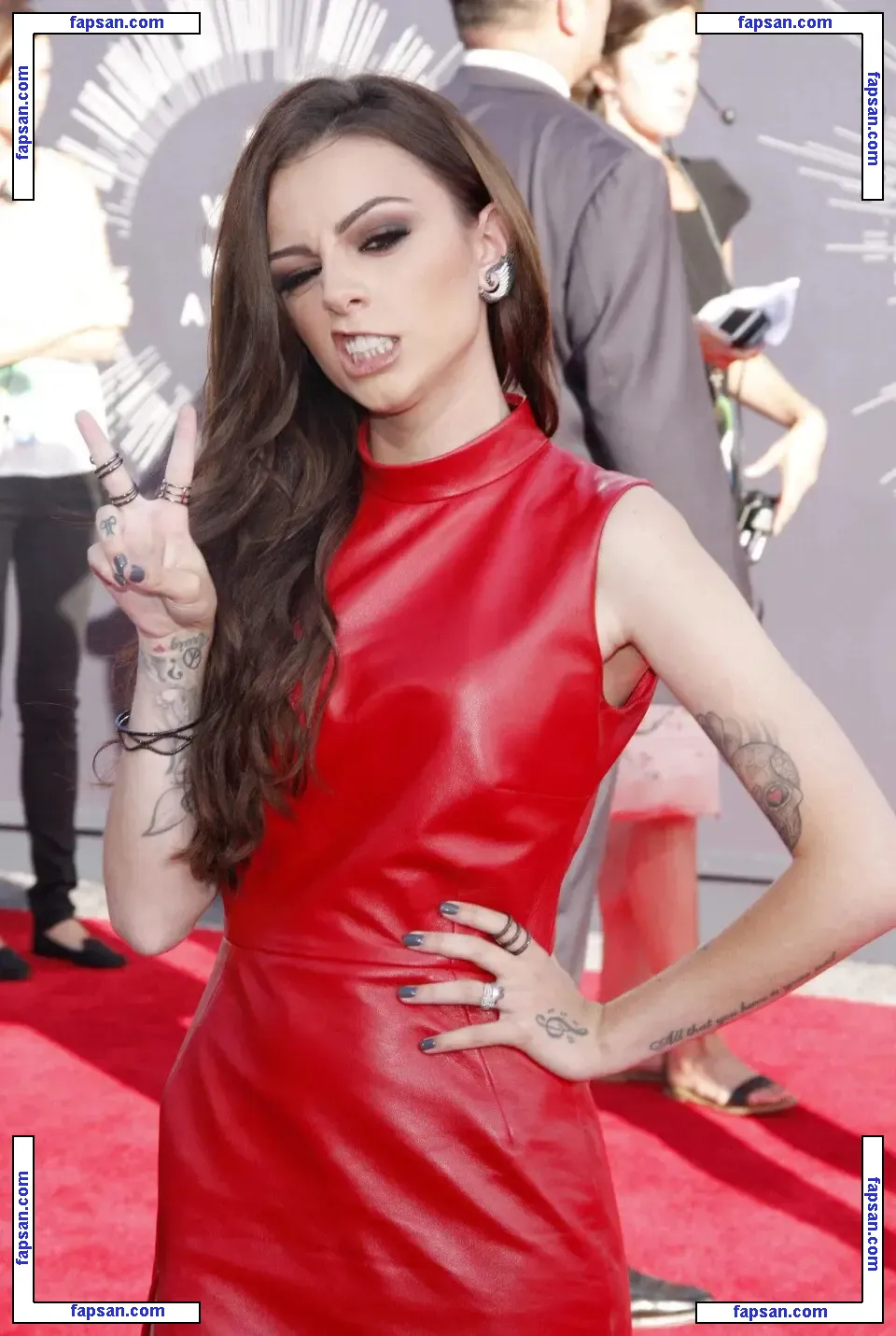 Cher Lloyd голая фото #0067 с Онлифанс