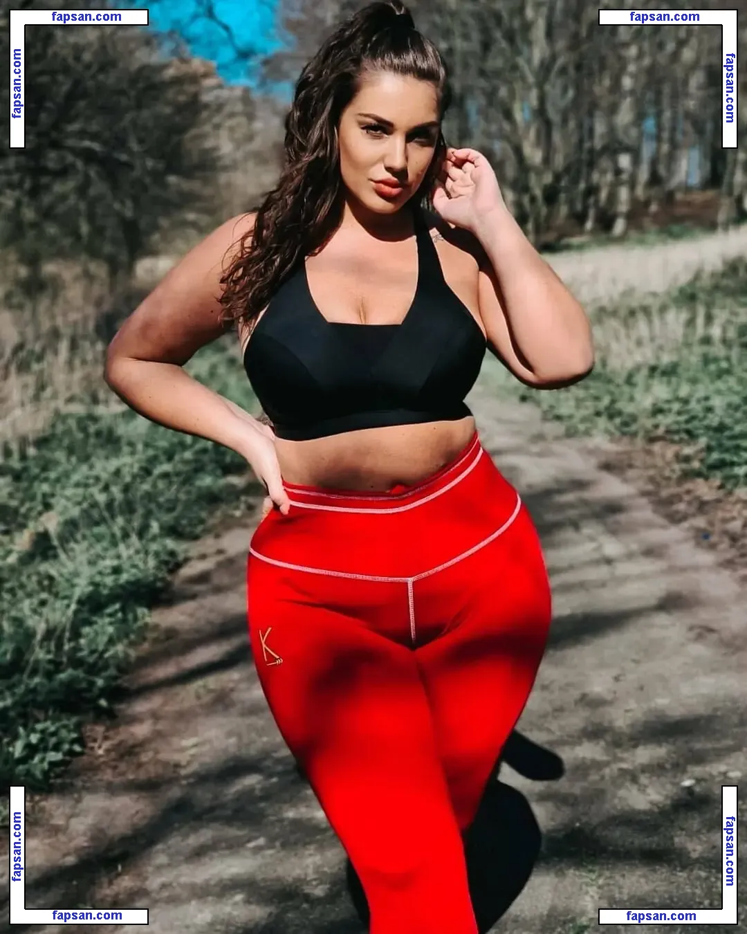 Cherella Rowena голая фото #0002 с Онлифанс