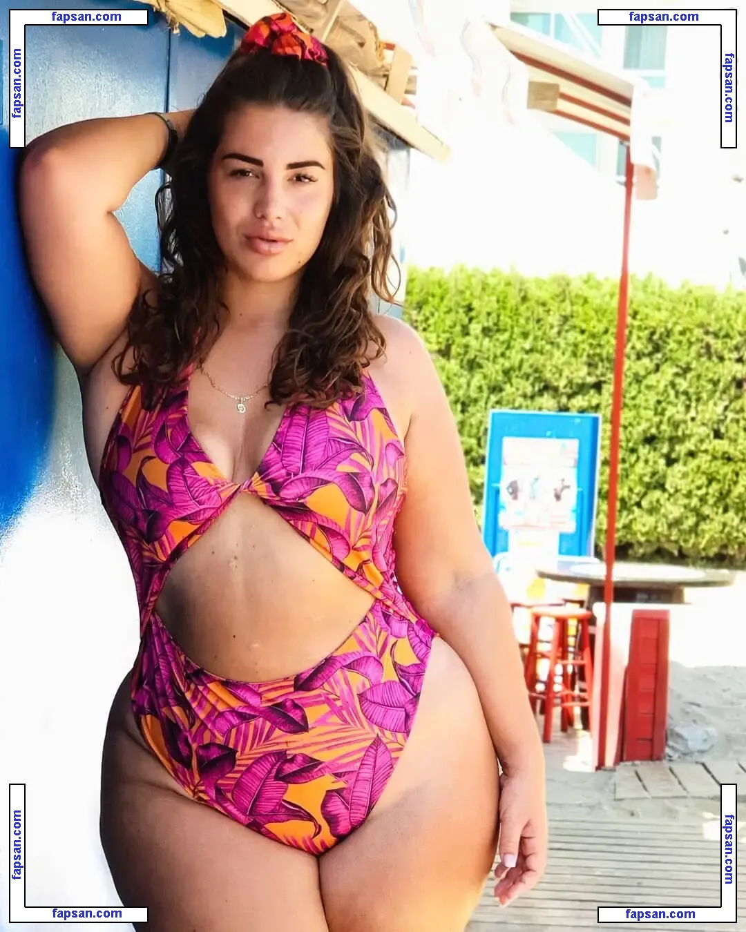 Cherella Rowena голая фото #0005 с Онлифанс