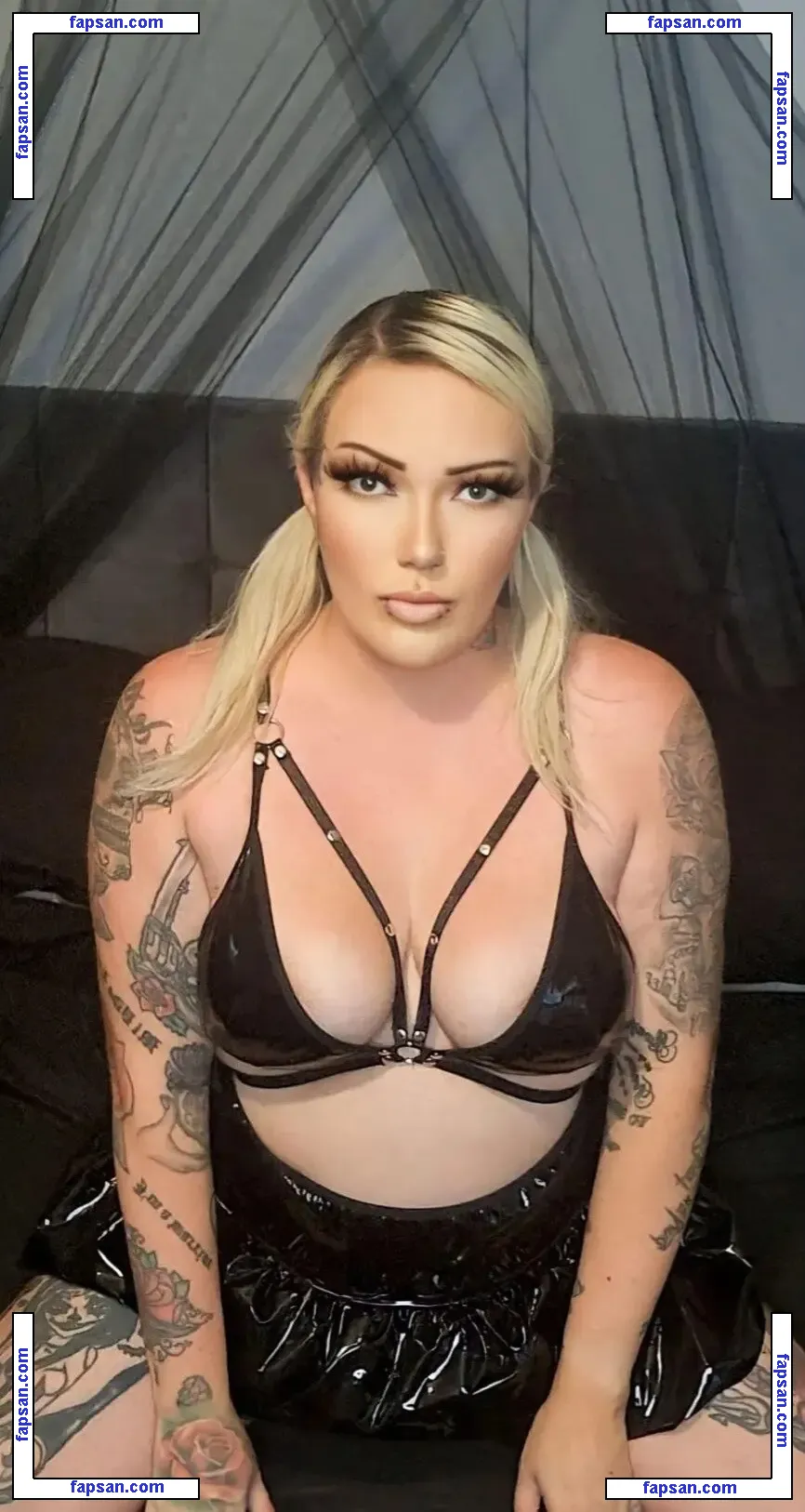 Cherry_bombxxx nude photo #0008 from OnlyFans