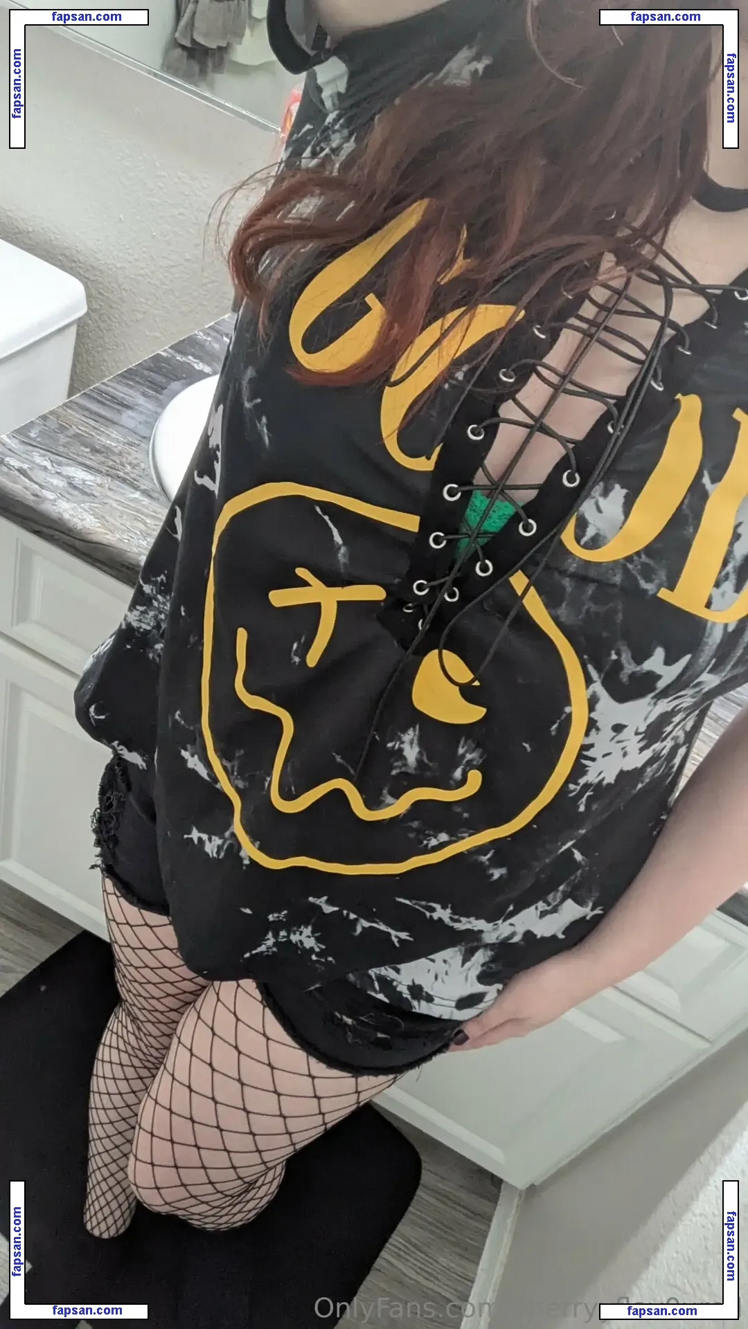 cherryyflav0ured nude photo #0027 from OnlyFans