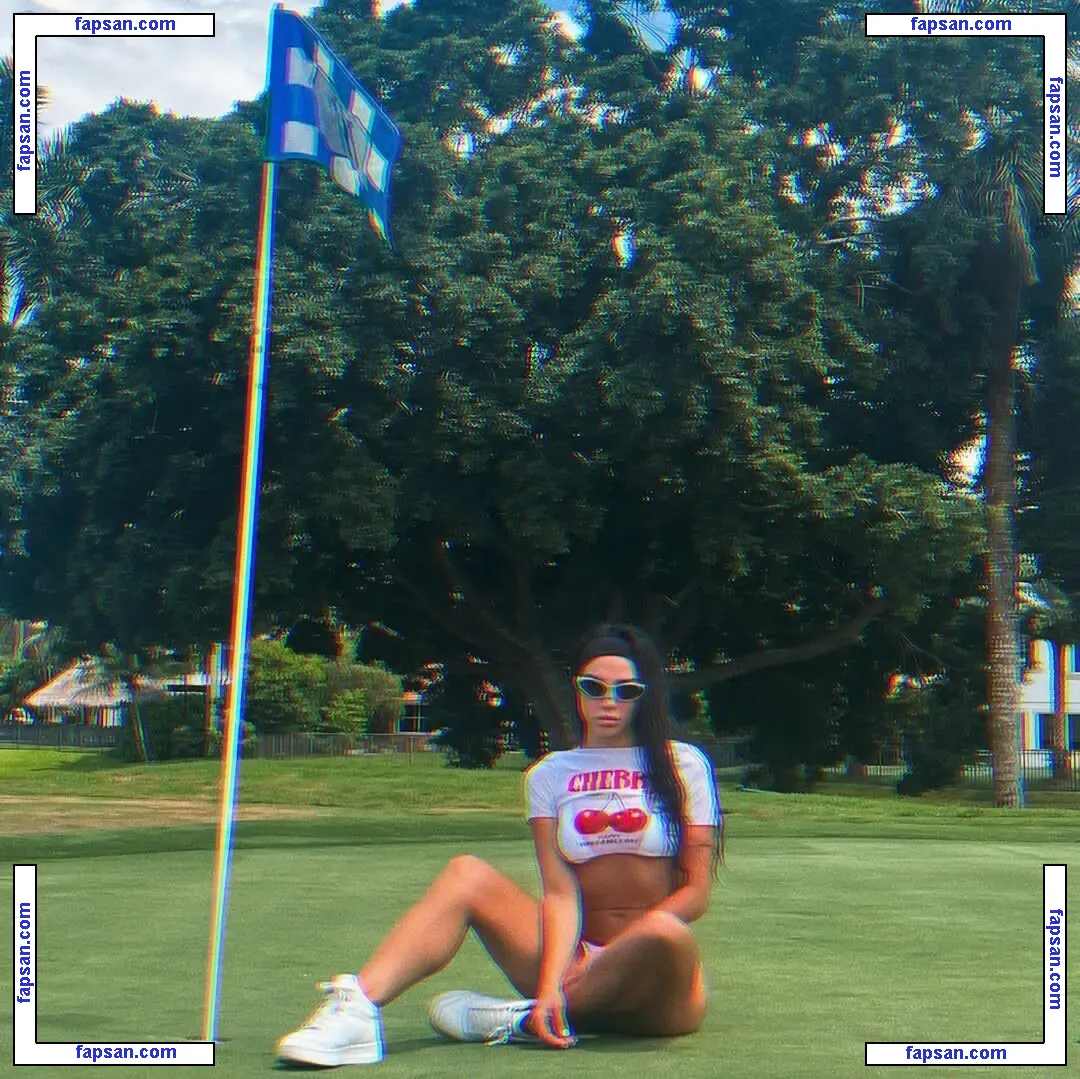 chesca nude photo #0005 from OnlyFans