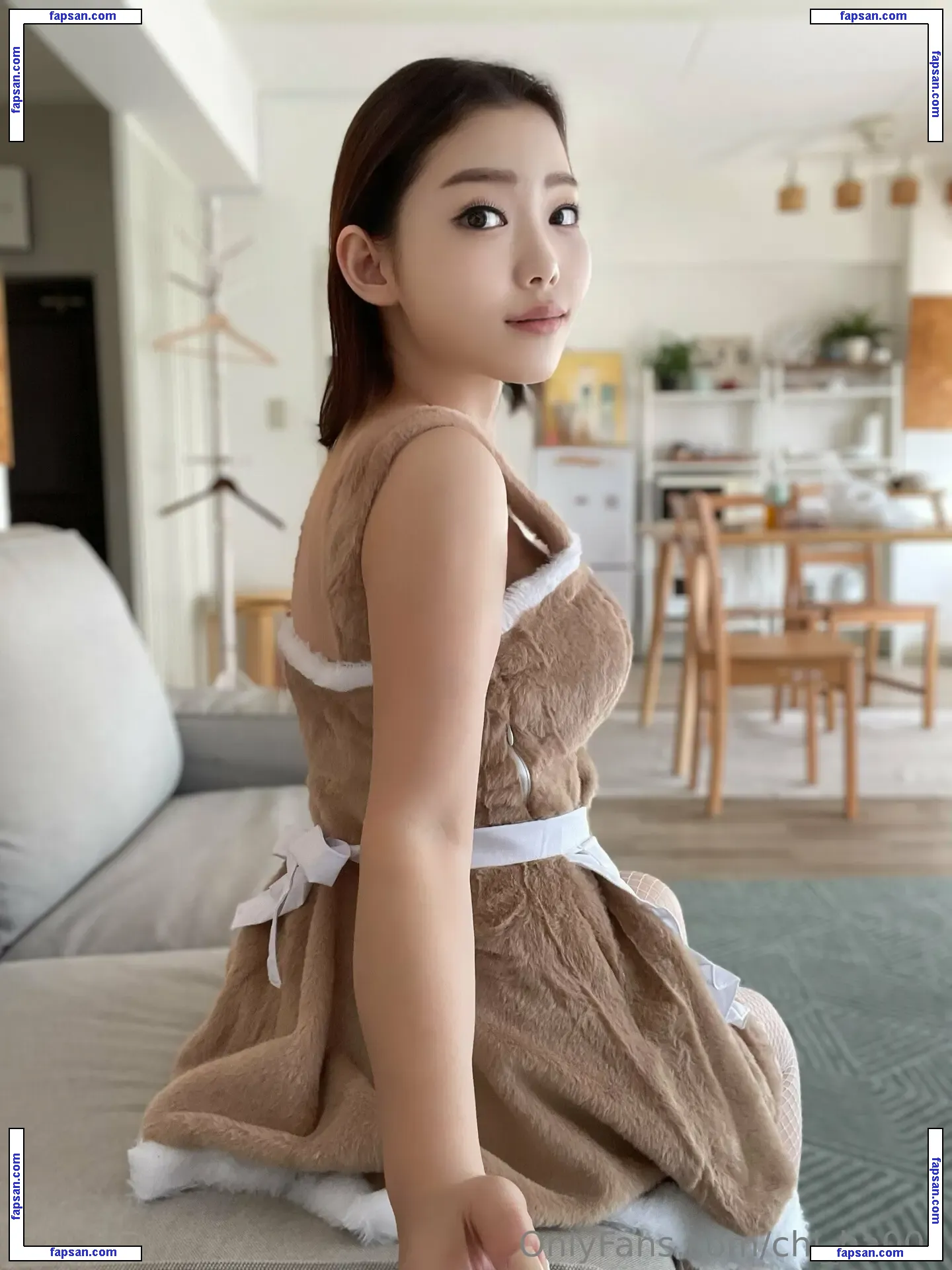 chi_ha001 nude photo #0022 from OnlyFans