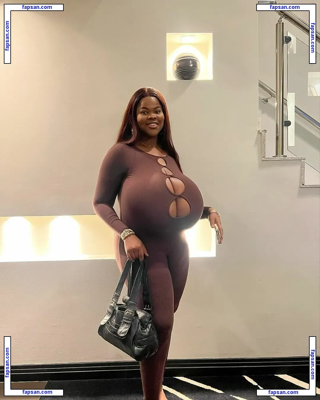Chioma.lovv nude photo #0292 from OnlyFans