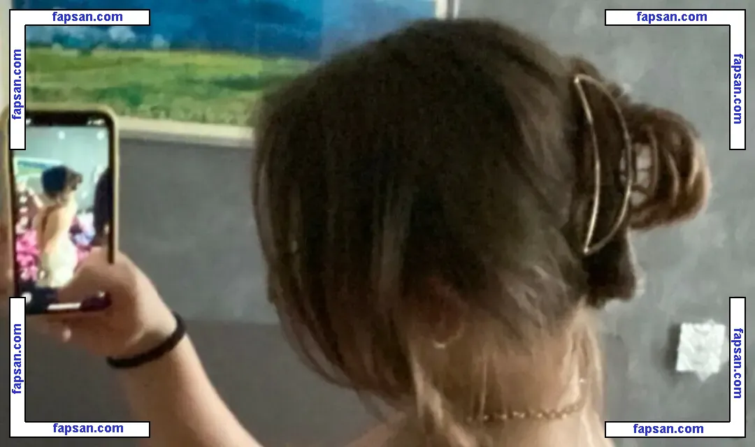 chiri.francesca nude photo #0028 from OnlyFans