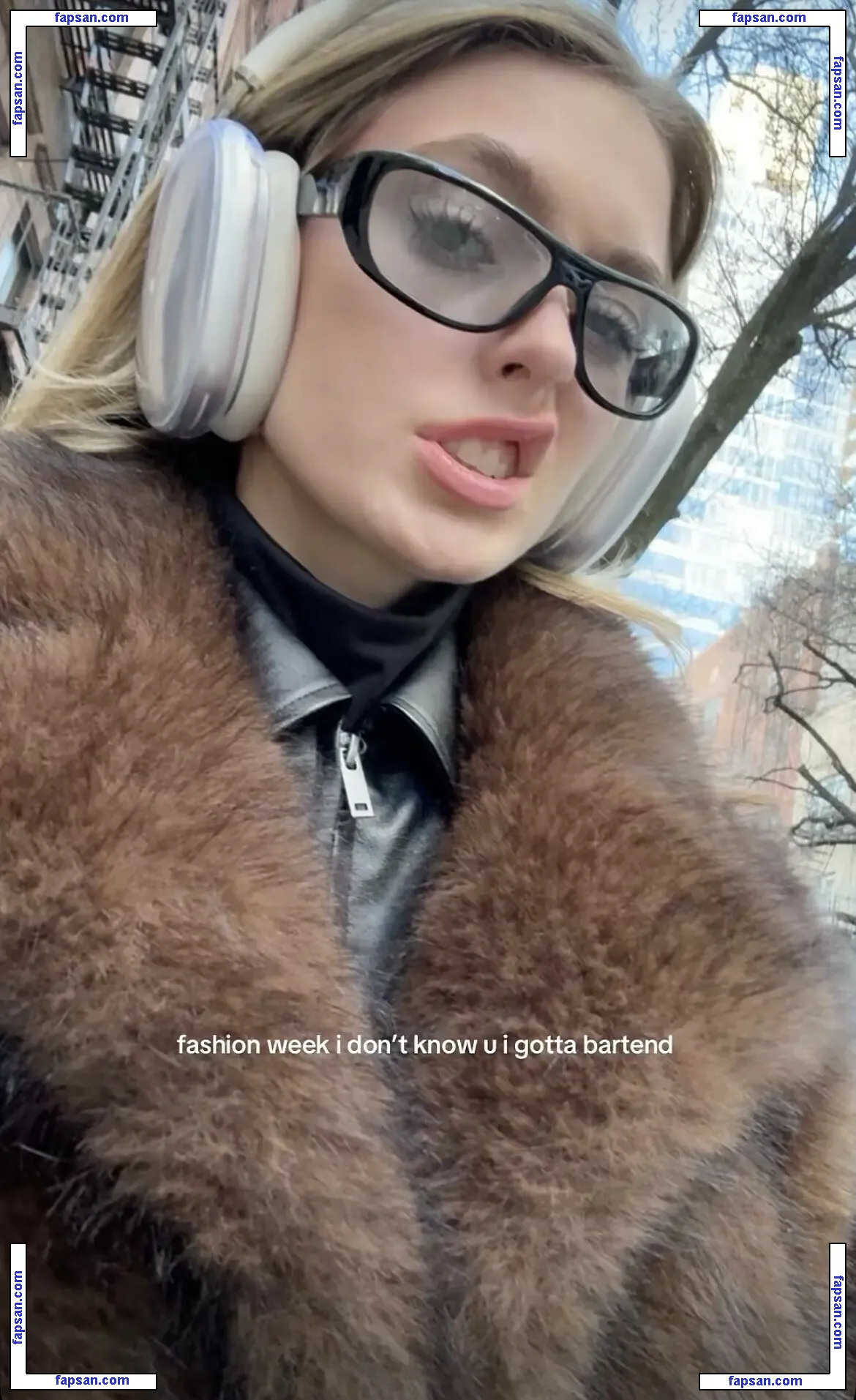 chlo_in_nyc nude photo #0001 from OnlyFans