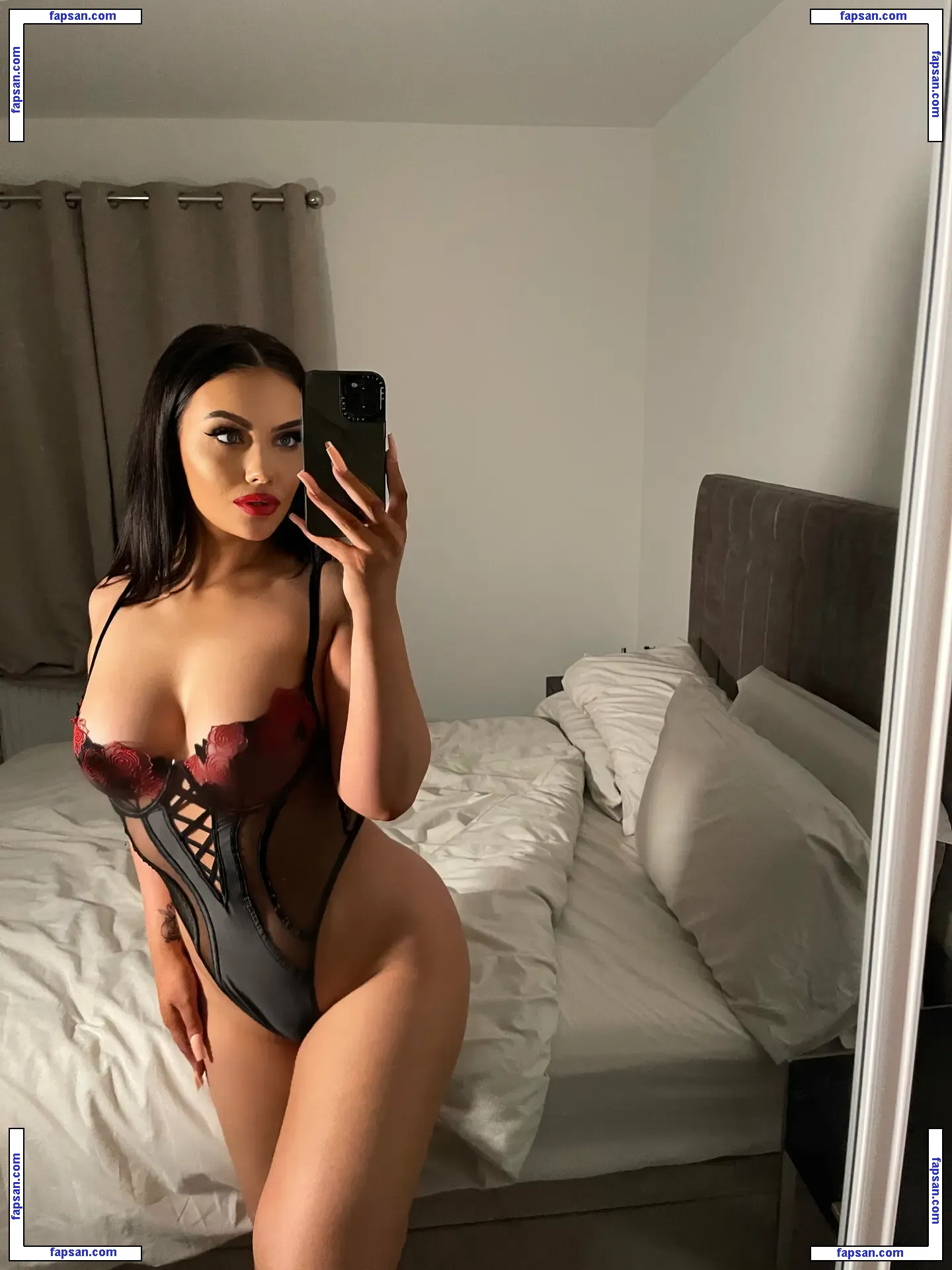 chlobain / chloebain_ nude photo #0006 from OnlyFans