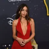 Chloe Bennet голая #0425