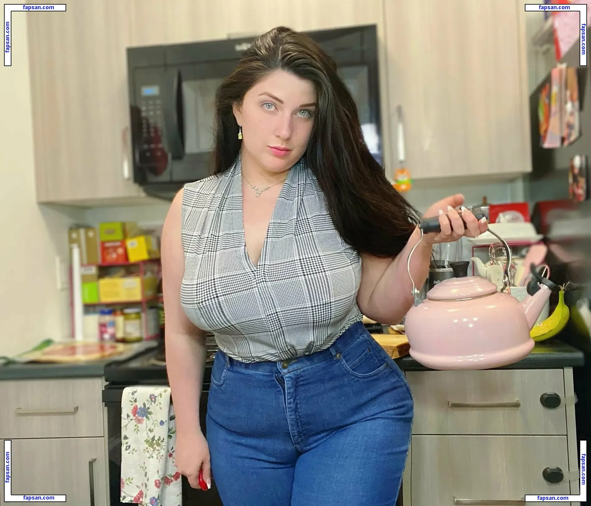 Chloe Blossom nude photo #0055 from OnlyFans