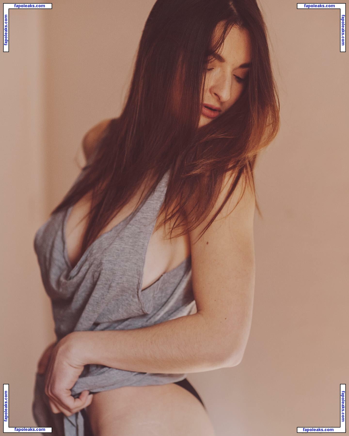 Chloe Bonhaure / chloebonhaure / chloewildd nude photo #0058 from OnlyFans